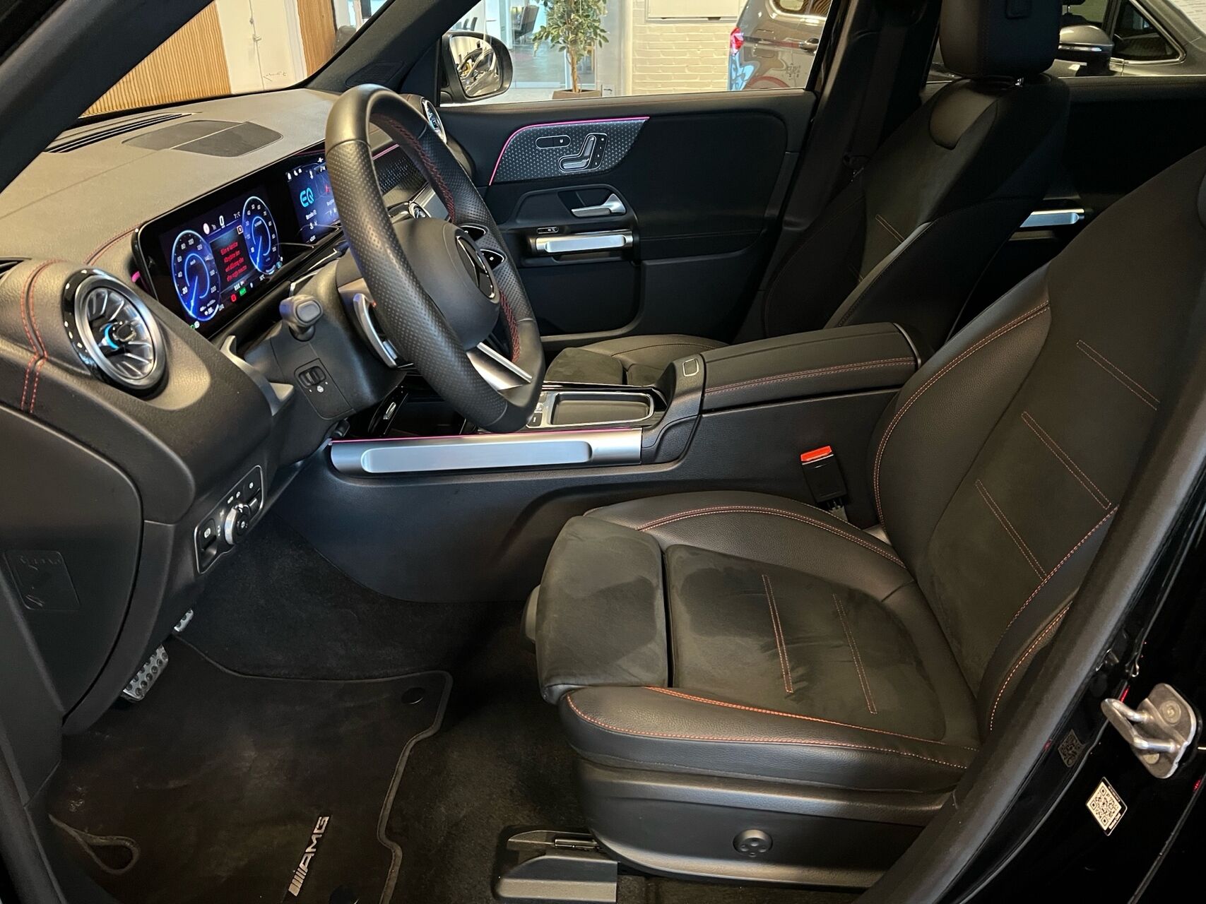 Billede af Mercedes-Benz EQB 250+ EL AMG Premium 190HK 5d Aut.