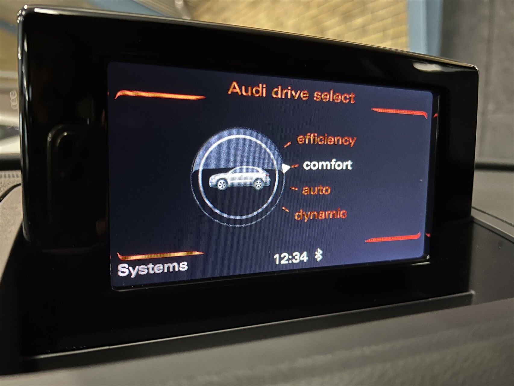 Billede af Audi Q3 1,4 TFSI Sport Limited S Tronic 150HK 5d Aut. 