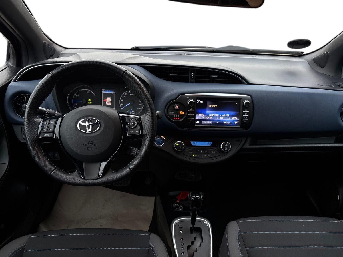 Billede af Toyota Yaris 1,5 Hybrid Flavour BLÅ E-CVT 100HK 5d Trinl. Gear