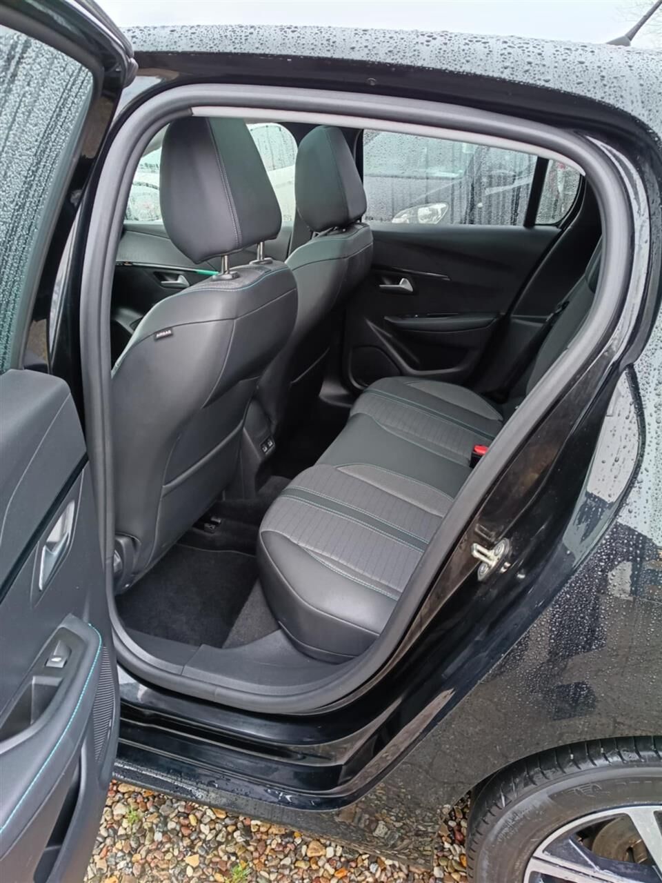 Billede af Peugeot 208 1,2 PureTech Allure Comfort 100HK 5d 6g