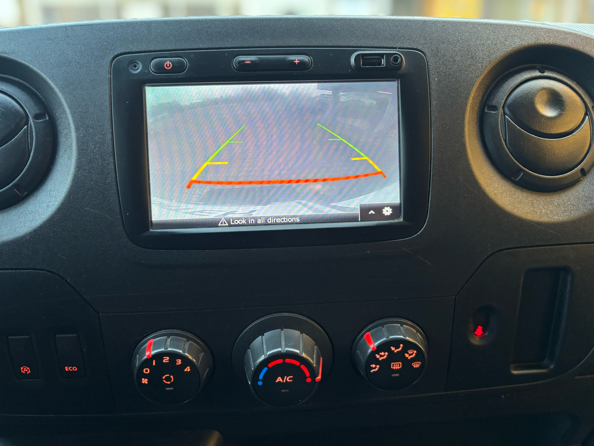 Billede af Renault Master T35 L3H2 2,3 DCI tvillingehjul start/stop 170HK Van 6g