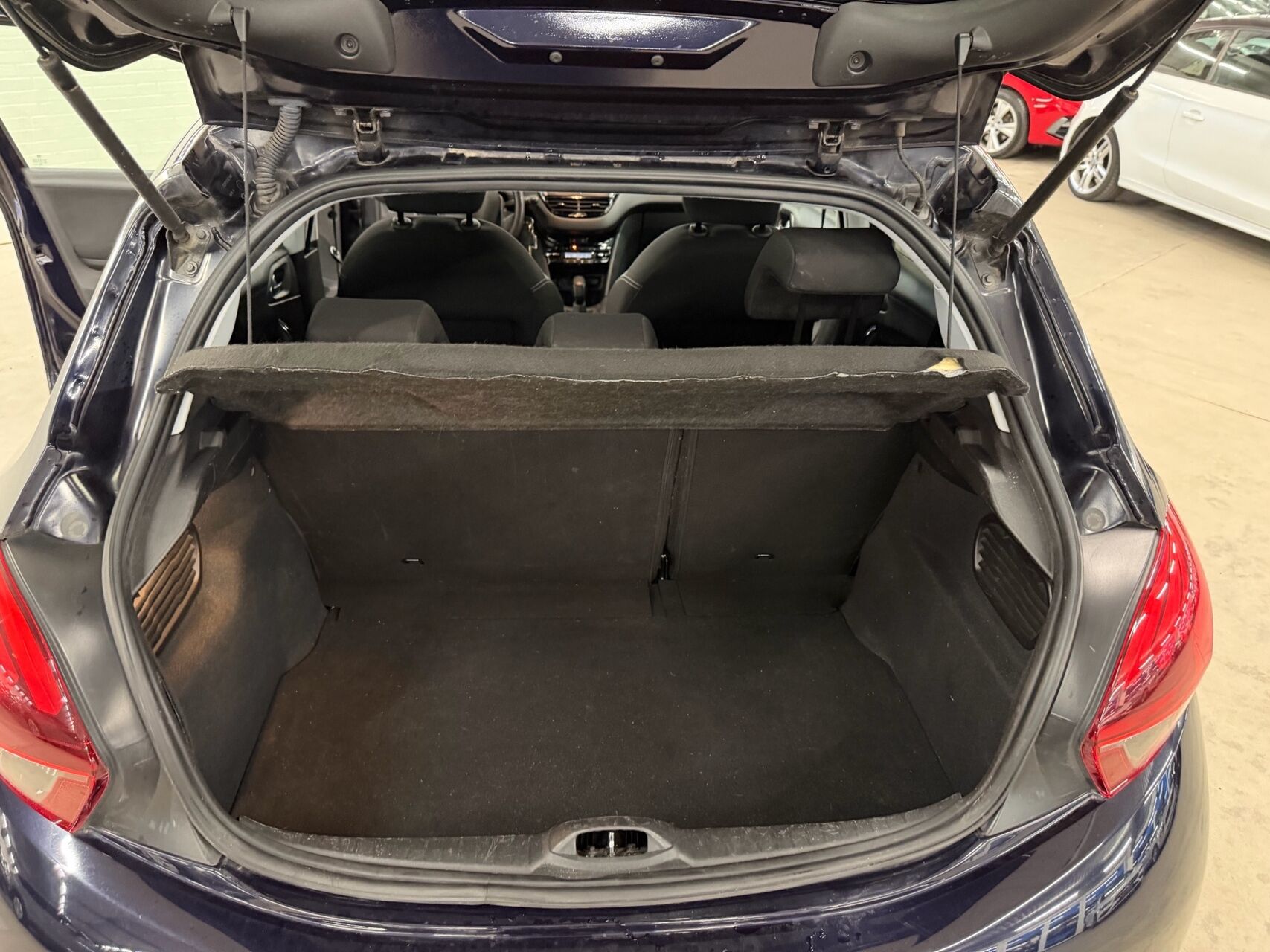 Billede af Peugeot 208 1,6 BlueHDi Envy 100HK 5d