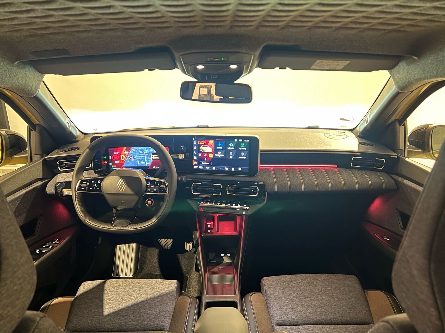 Billede af Renault R5 EL Techno 150HK 5d Aut.