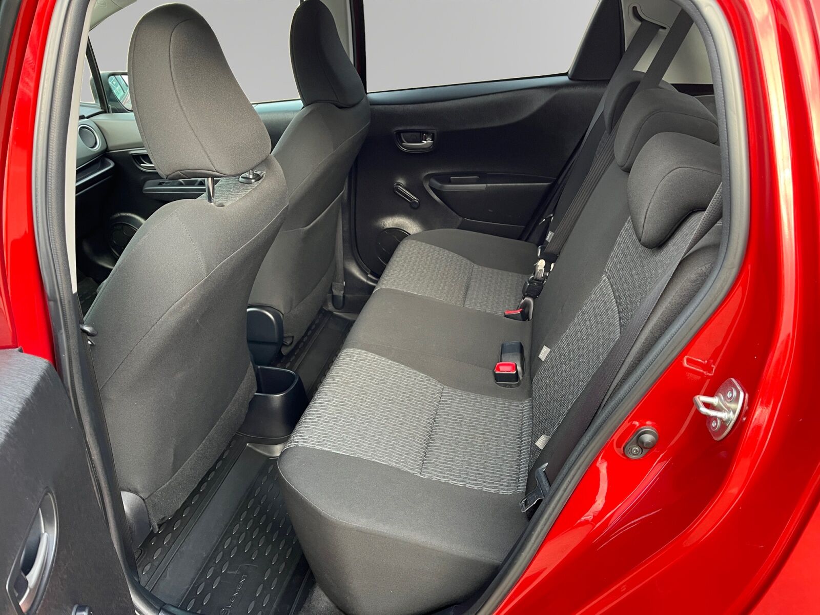 Billede af Toyota Yaris 1,3 VVT-I T2 Touch 100HK 5d 6g