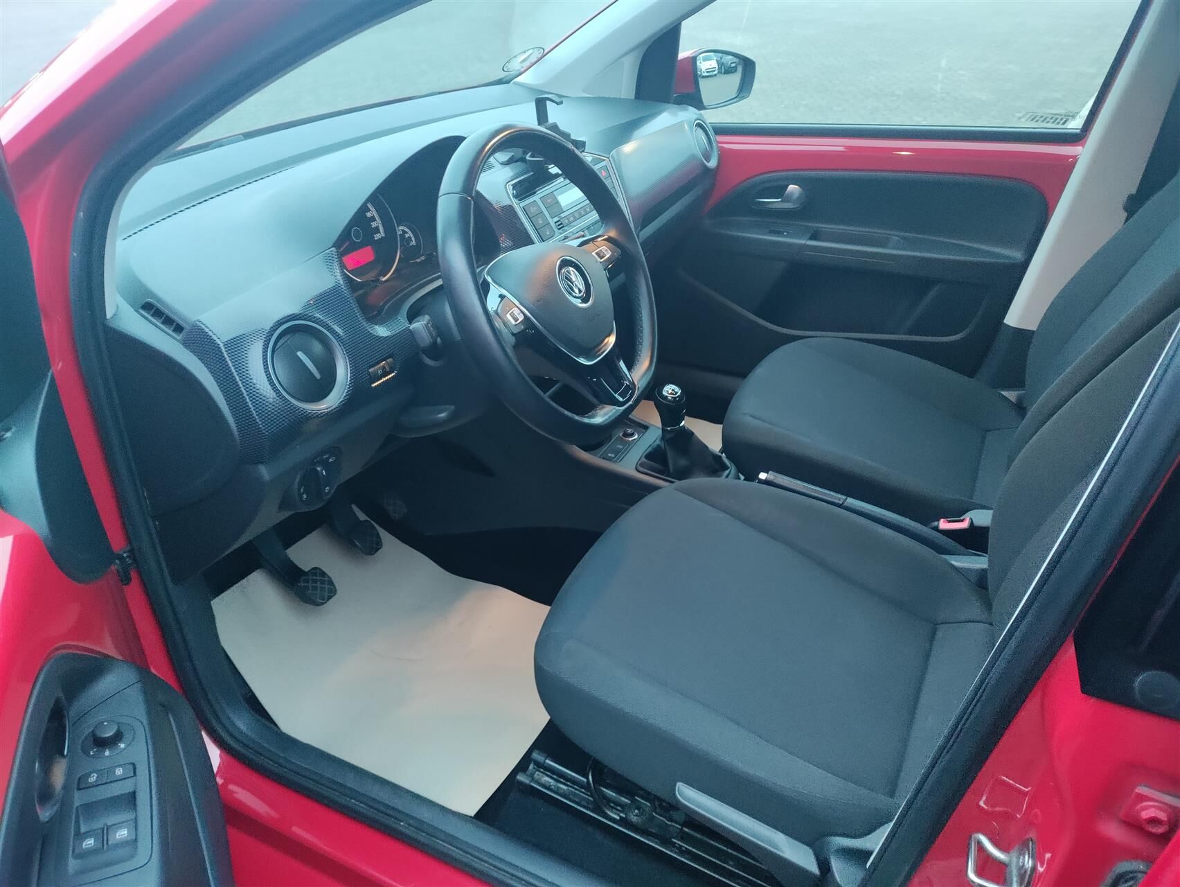 Billede af VW up 1,0 MPI BMT Move 60HK 5d