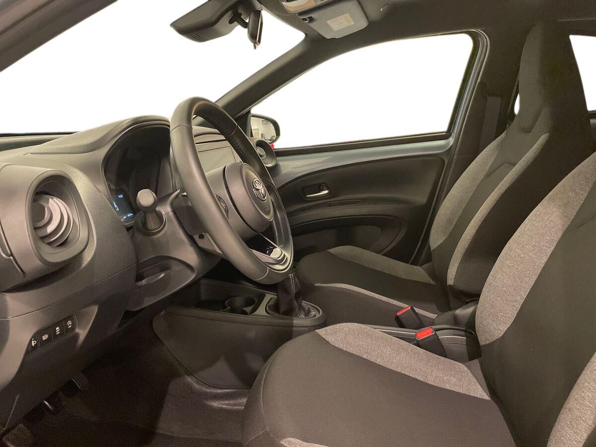 Billede af Toyota Aygo X 1,0 VVT-I Active 72HK 5d