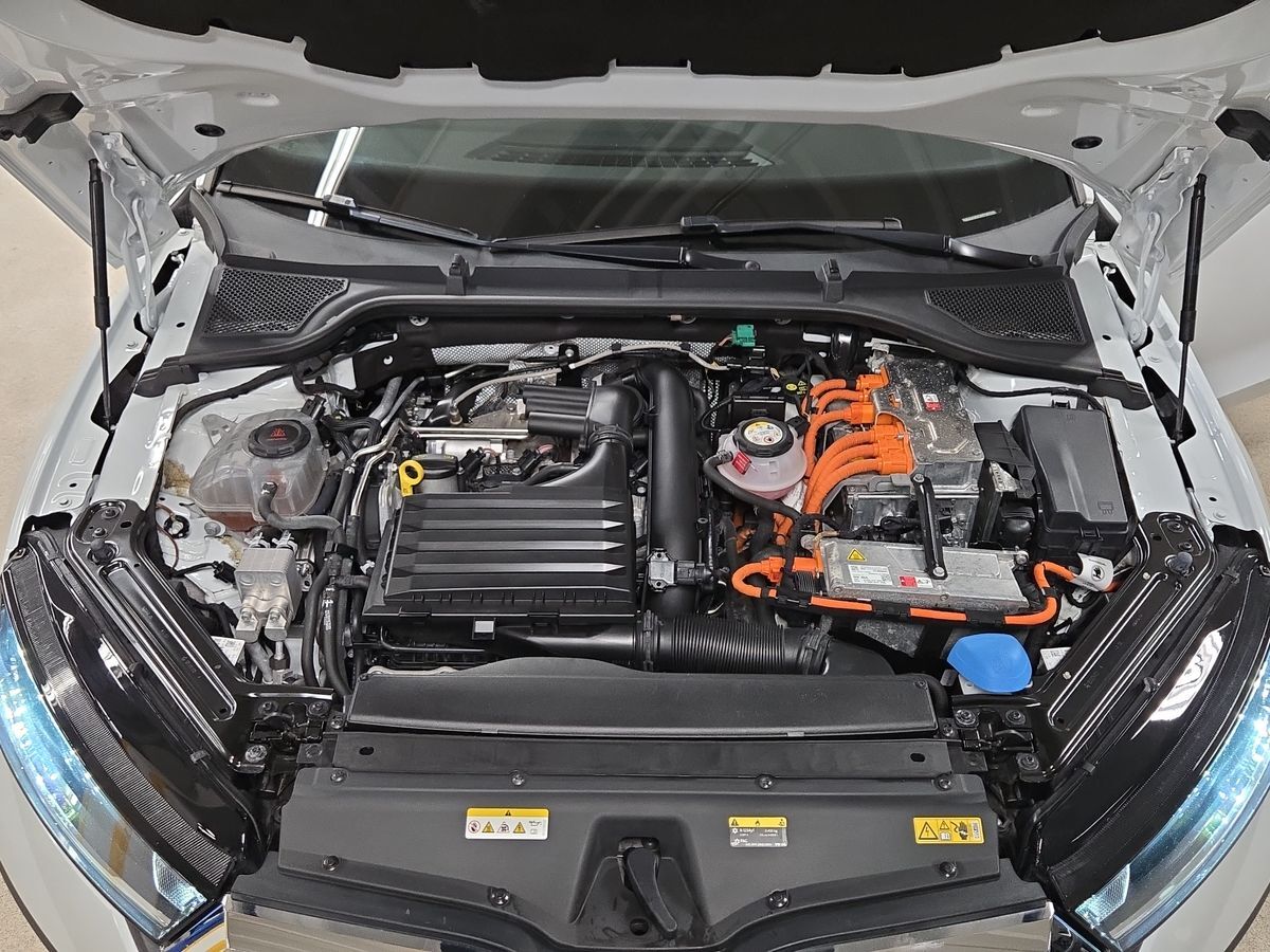 Billede af Skoda Octavia 1,4 TSI  Plugin-hybrid iV Plus DSG 204HK 5d 6g Aut.