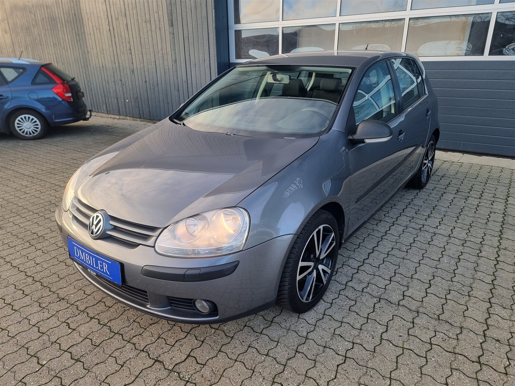 Billede af VW Golf 1,6 Trendline 102HK 5d Aut.