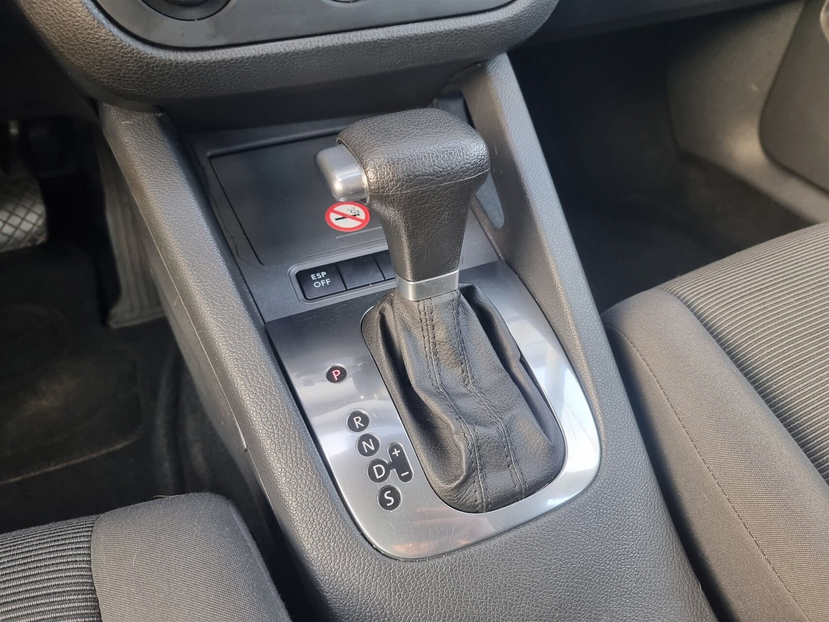 Billede af VW Golf 1,6 Trendline 102HK 5d Aut.