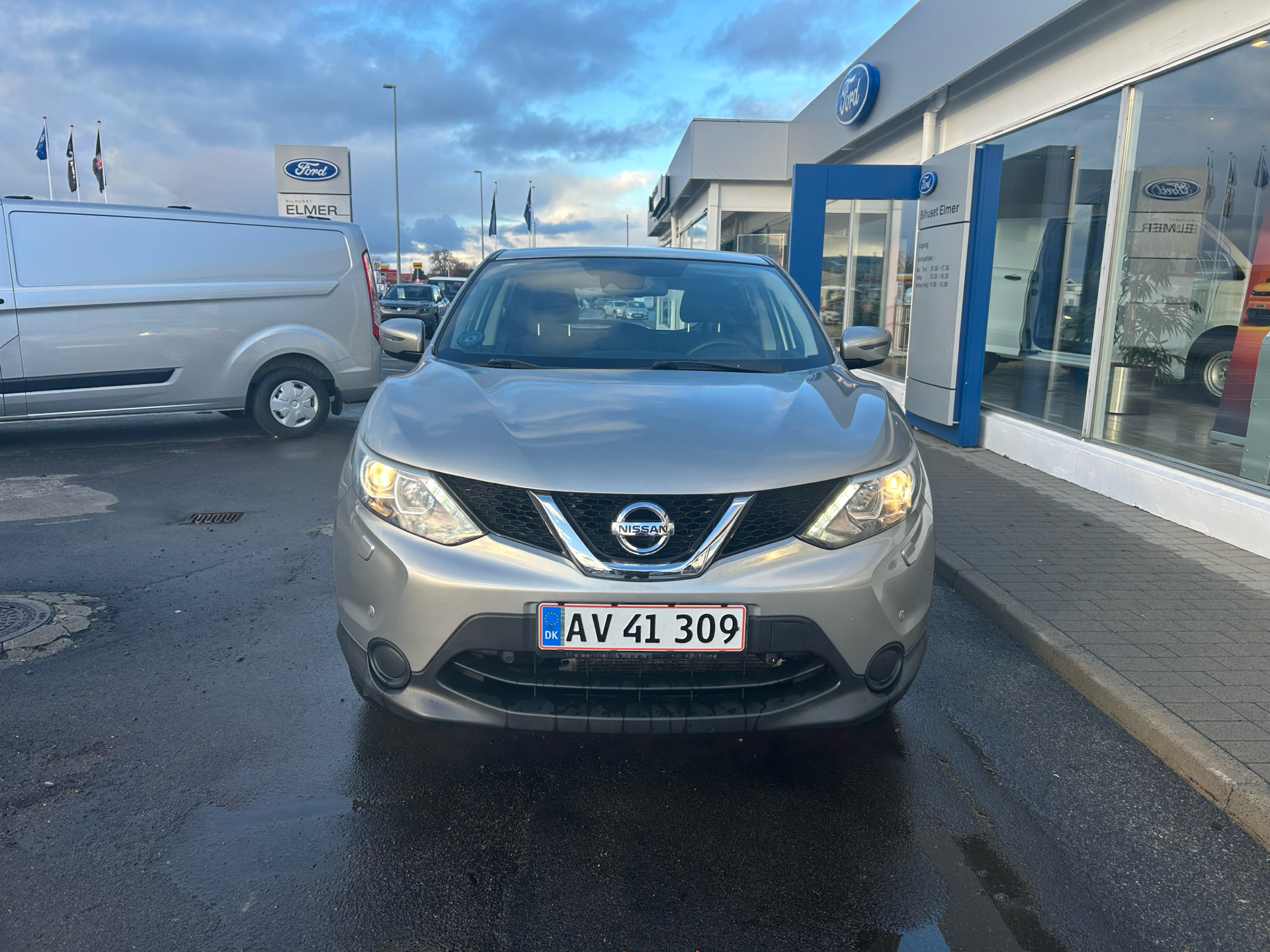 Billede af Nissan Qashqai 1,2 Dig-T Visia 4x2 115HK 5d 6g