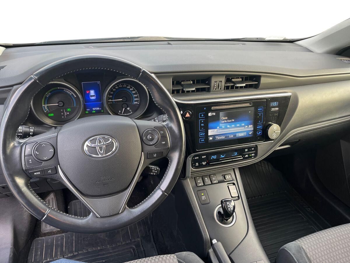 Billede af Toyota Auris Touring Sports 1,8 Hybrid H2 Style 136HK Stc Aut.