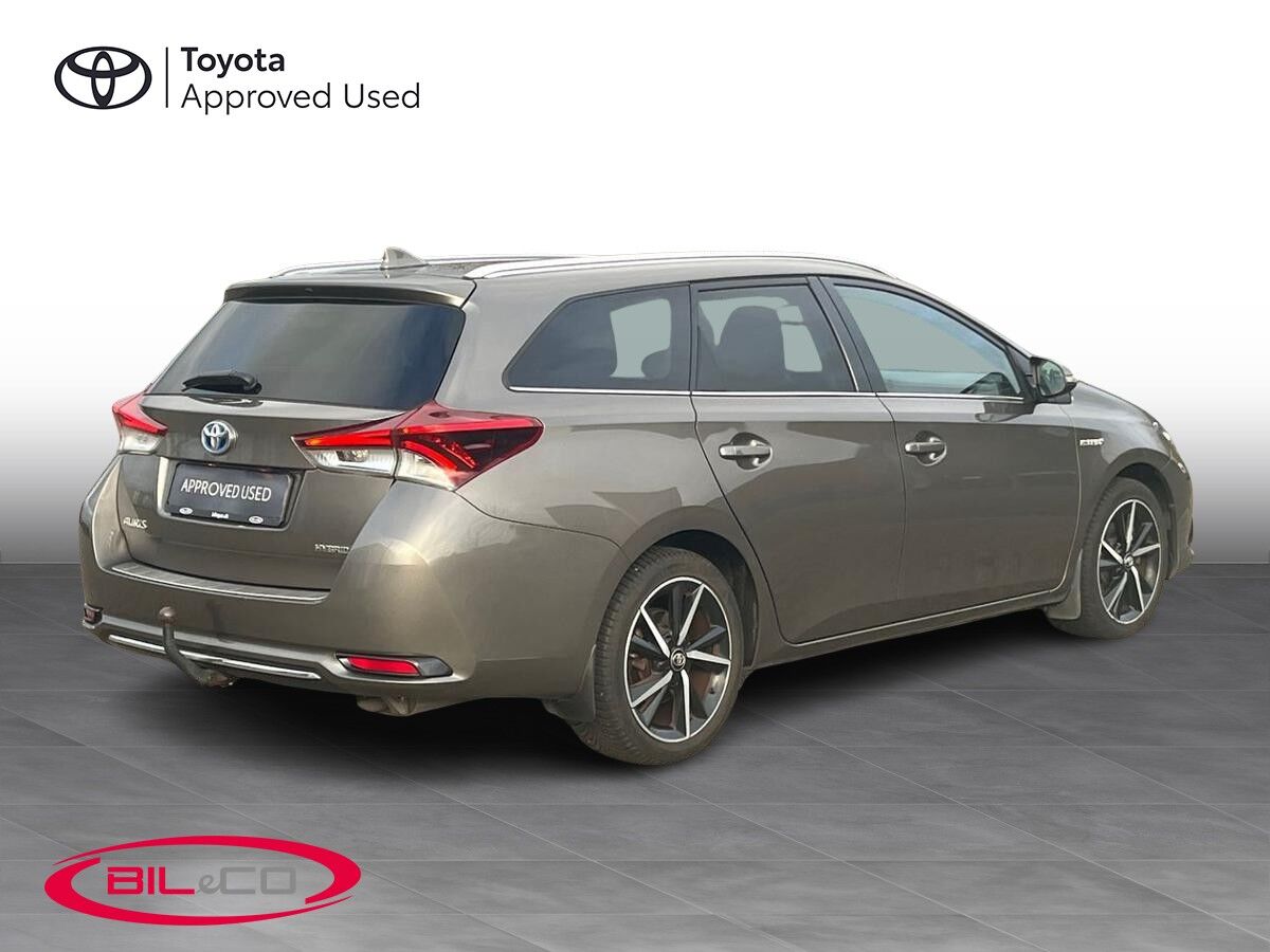 Billede af Toyota Auris Touring Sports 1,8 Hybrid H2 Style 136HK Stc Aut.