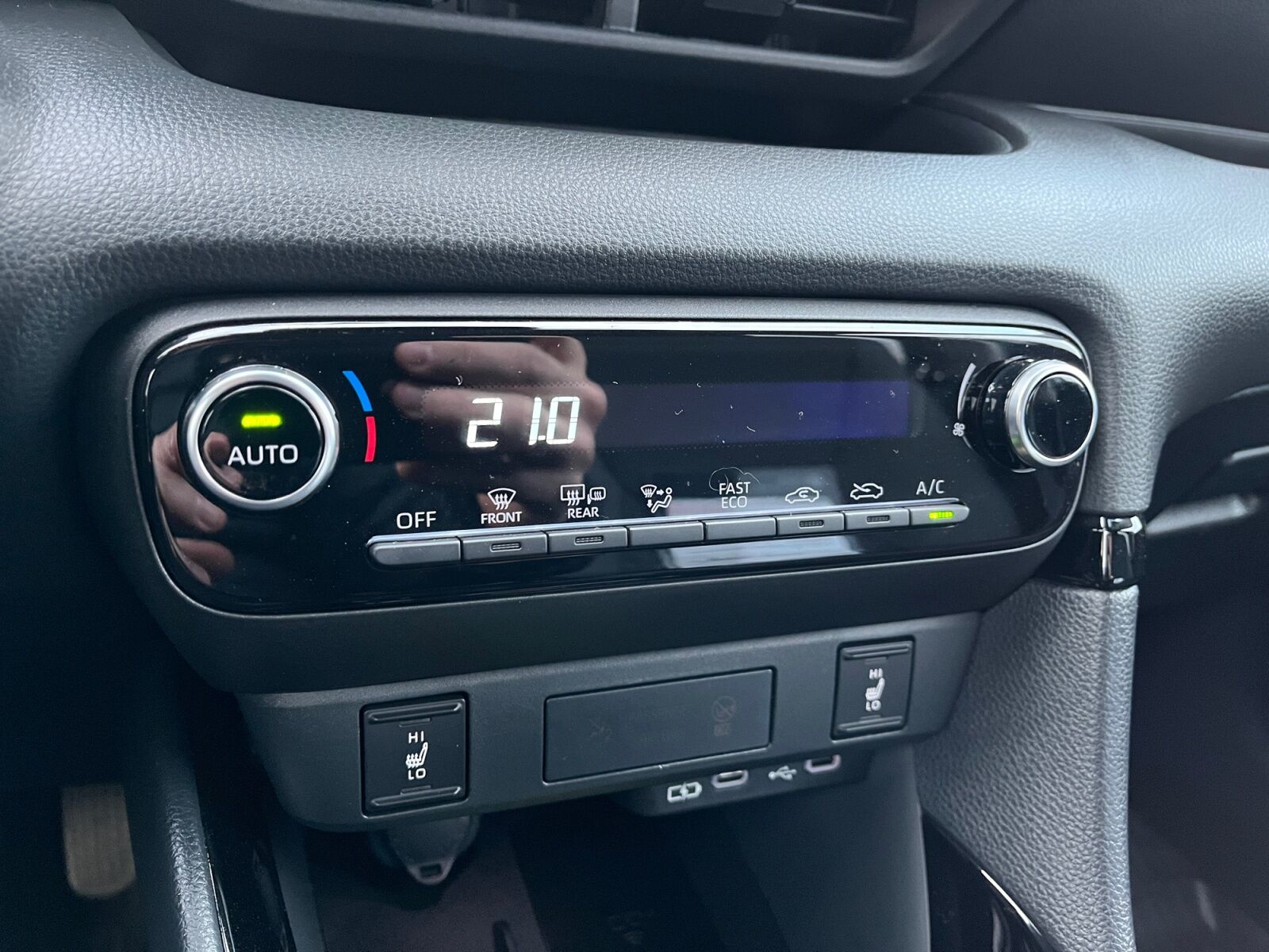 Billede af Toyota Yaris 1,5 Hybrid Style Technology 116HK 5d Trinl. Gear