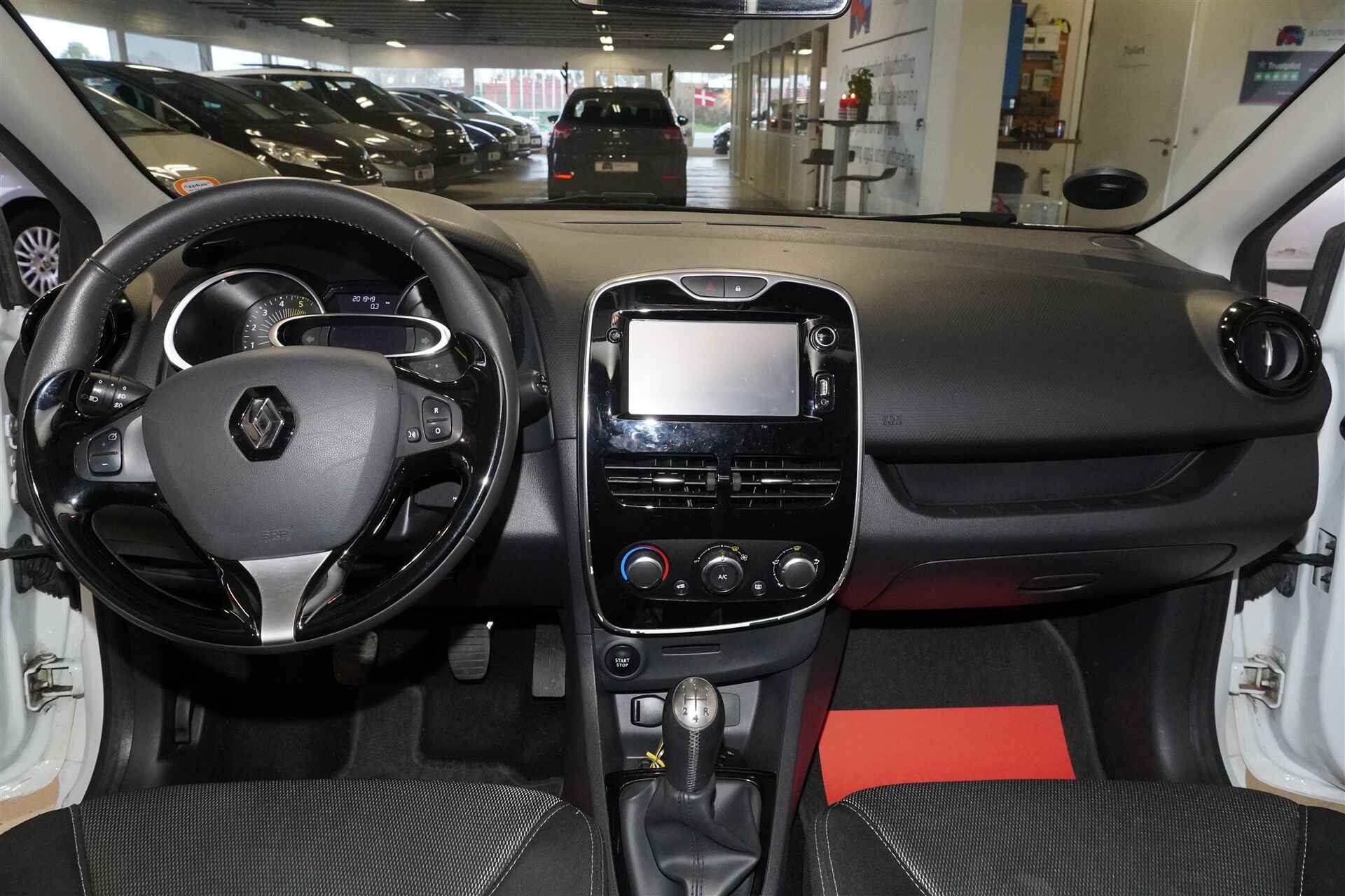 Billede af Renault Clio Sport Tourer 1,5 DCI Expression 75HK Stc