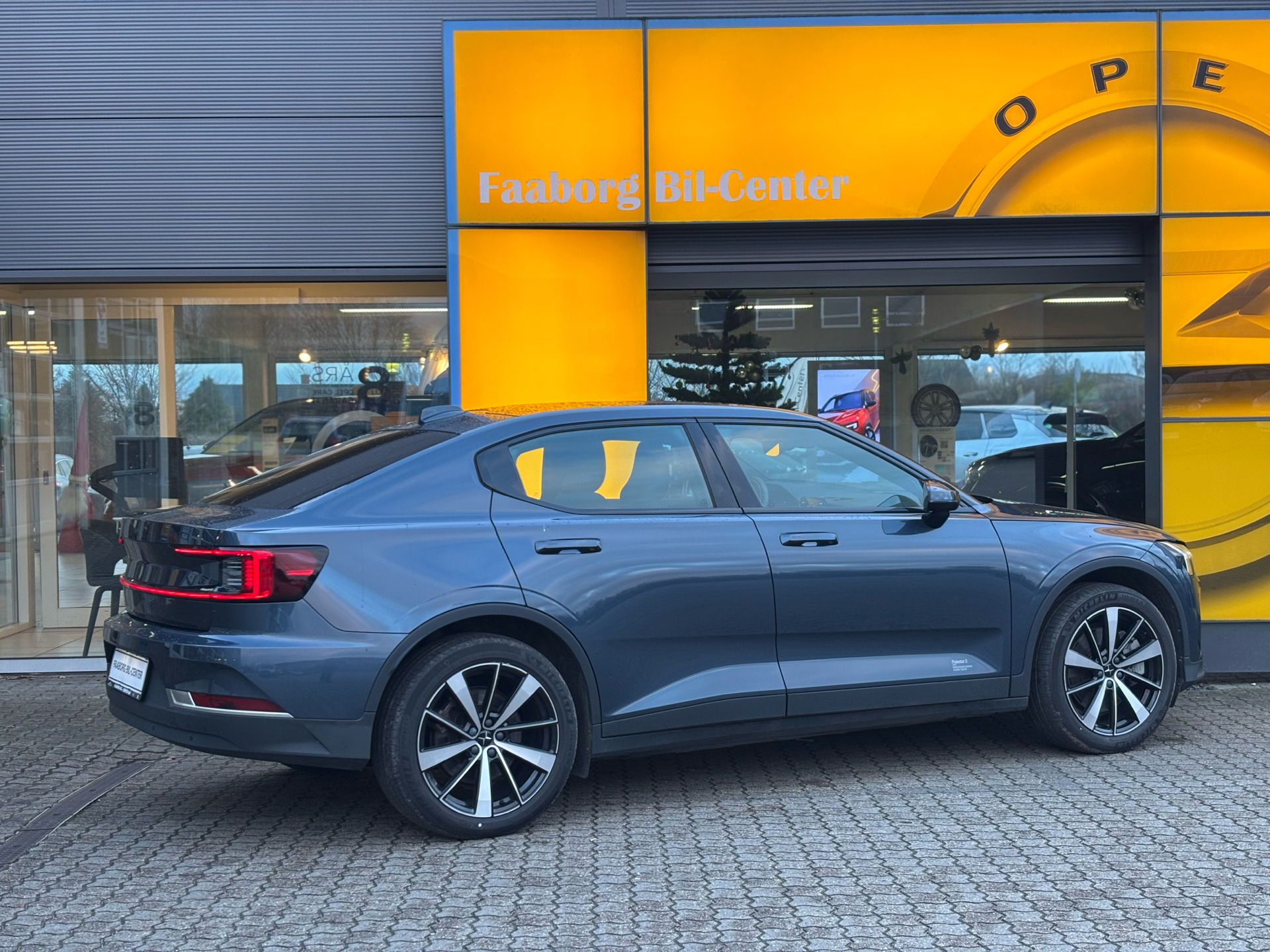 Billede af Polestar 2 EL Standard Range Plus 224HK 5d Aut.