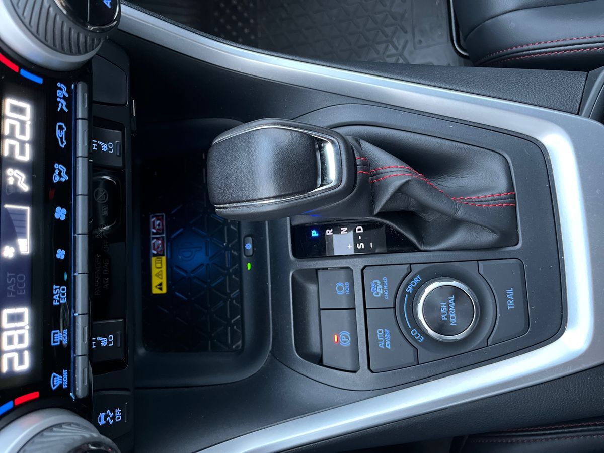 Billede af Toyota RAV4 Plug-in 2,5 Plugin-hybrid Active Premium AWD 306HK 5d 6g Aut.