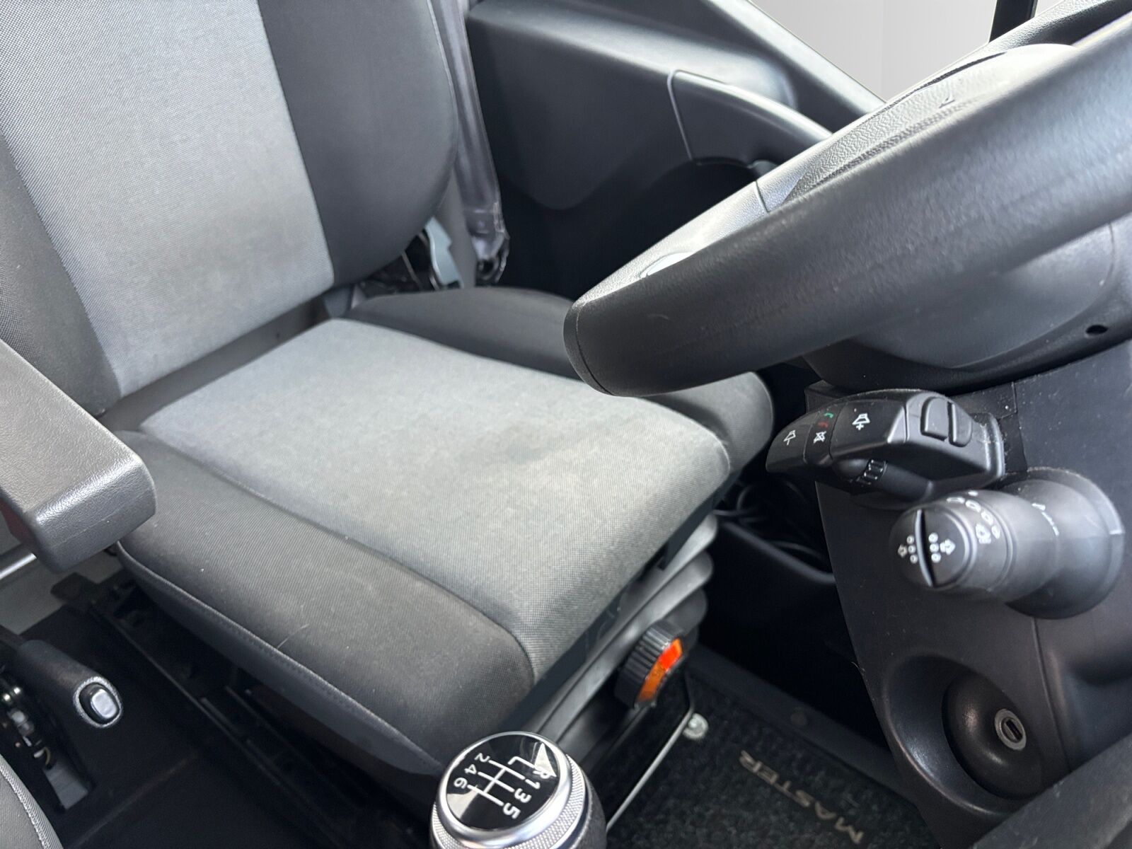 Billede af Renault Master T35 L4 2,3 DCI TwinTurbo RWD tvillingehjul 165HK Ladv./Chas. 6g