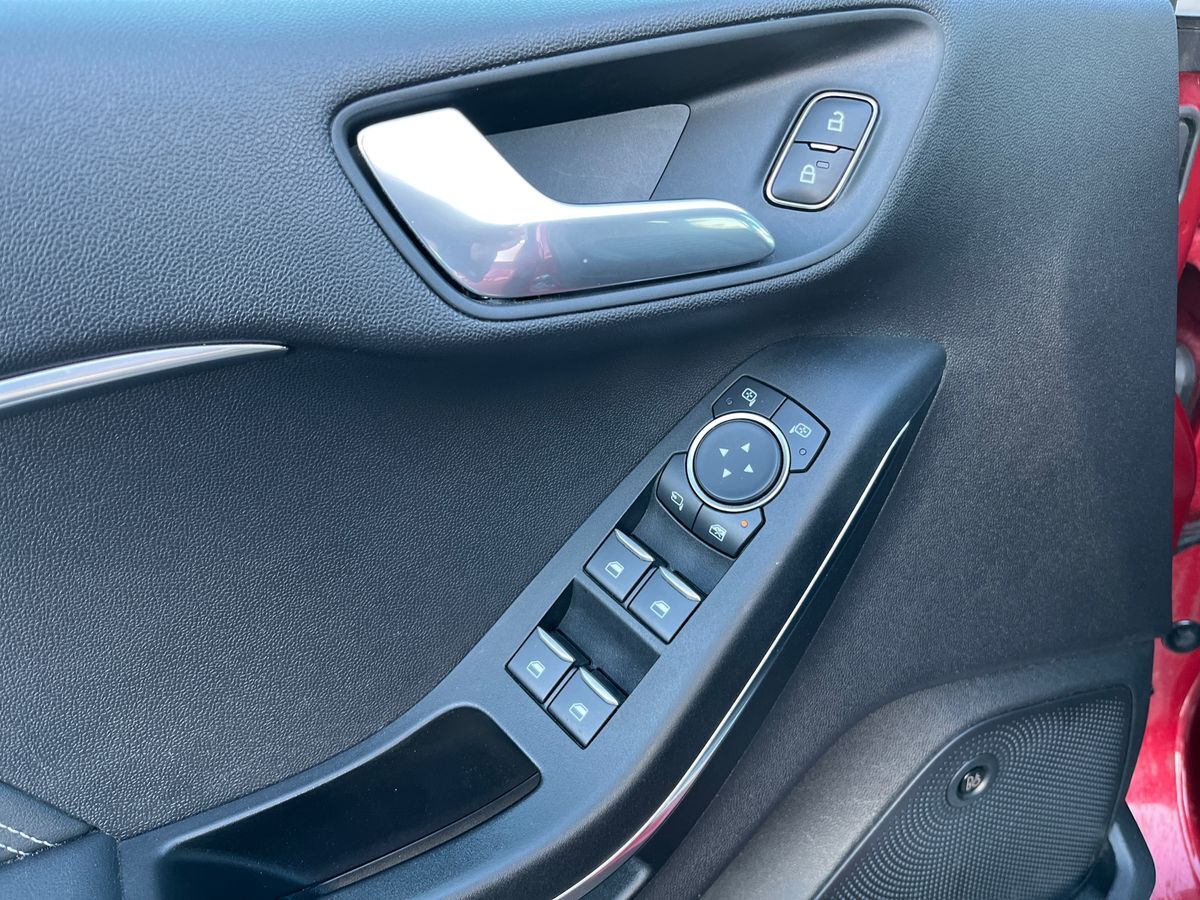 Billede af Ford Fiesta 1,0 EcoBoost Hybrid Vignale Start/Stop 155HK 5d 6g