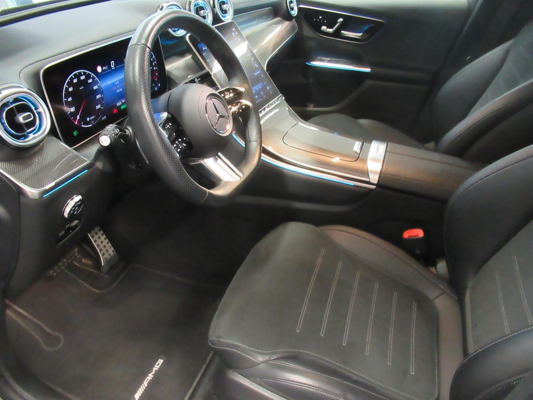 Billede af Mercedes-Benz GLC300 e 2,0 Plugin-hybrid AMG Advance 4Matic 9G-Tronic 313HK 5d 9g Aut.