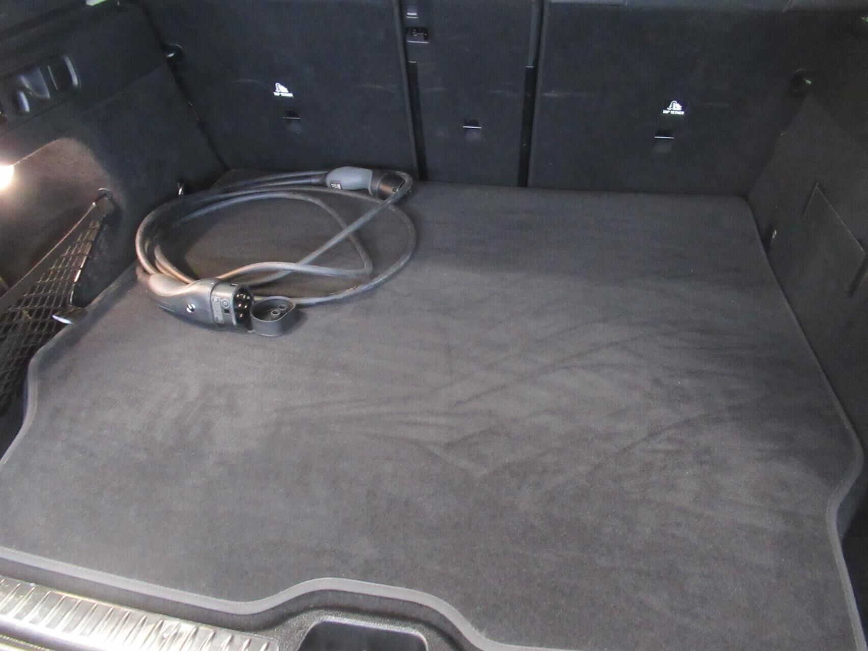 Billede af Mercedes-Benz GLC300 e 2,0 Plugin-hybrid AMG Advance 4Matic 9G-Tronic 313HK 5d 9g Aut.