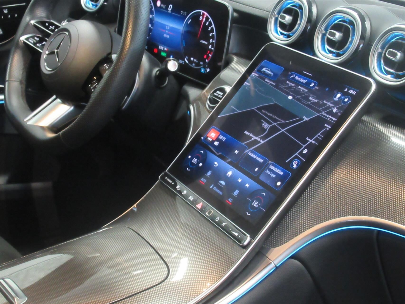 Billede af Mercedes-Benz GLC300 e 2,0 Plugin-hybrid AMG Advance 4Matic 9G-Tronic 313HK 5d 9g Aut.