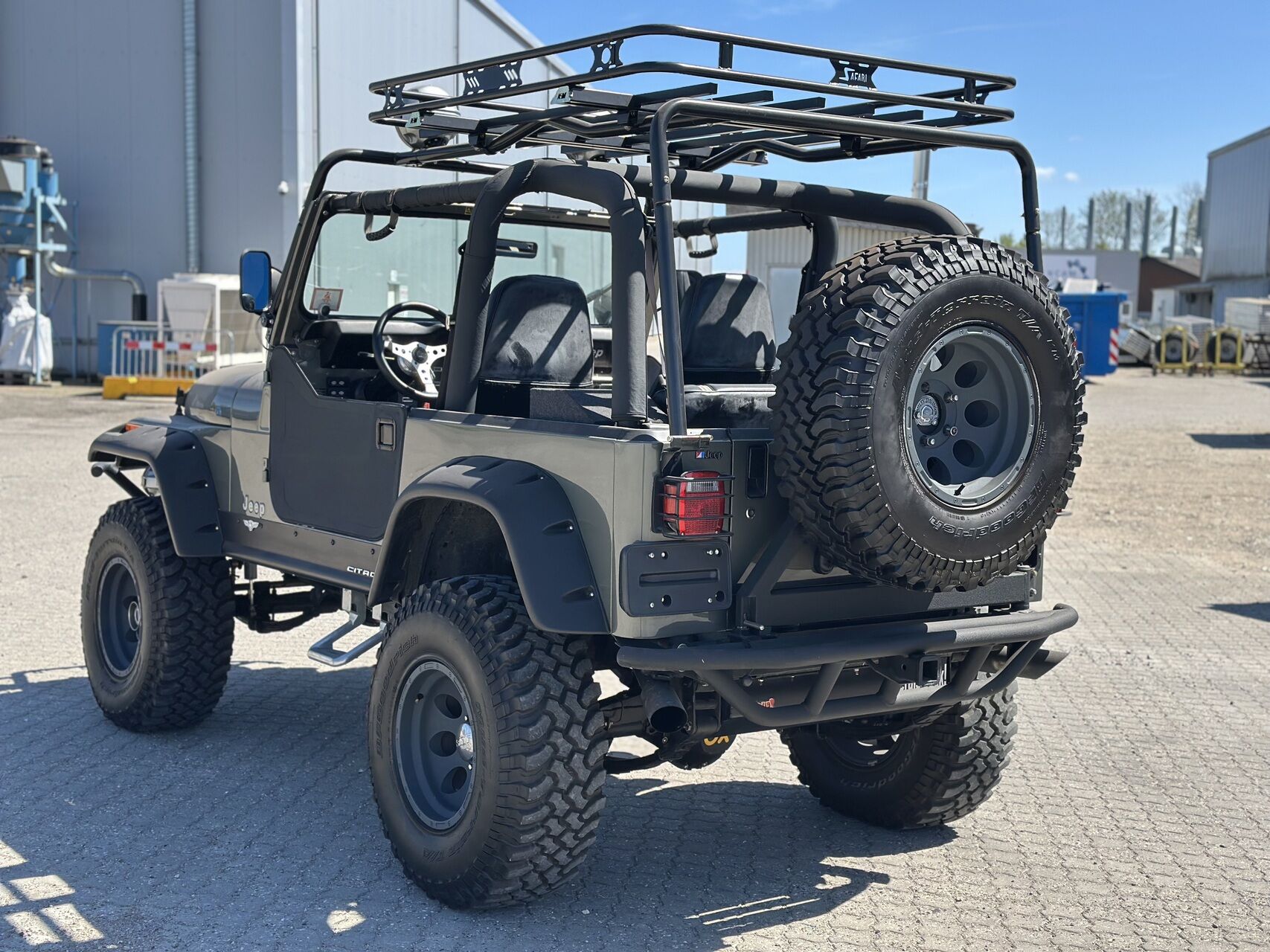 Billede af Jeep CJ7 5,9 V8 135HK 3d