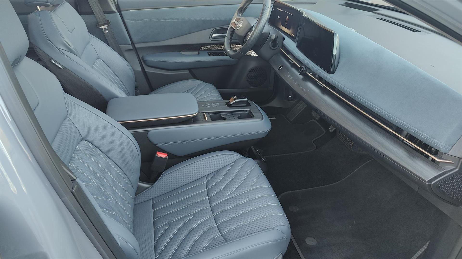 Billede af Nissan Ariya EL Evolve e-4orce 301HK 5d Aut.