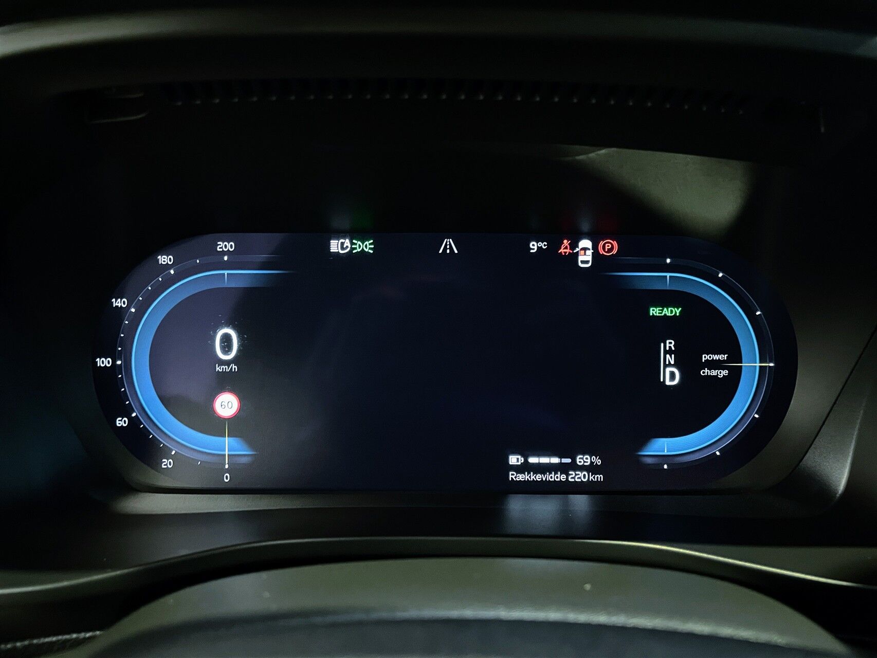 Billede af Volvo XC40 P6 Recharge Plus 231HK 5d Aut.