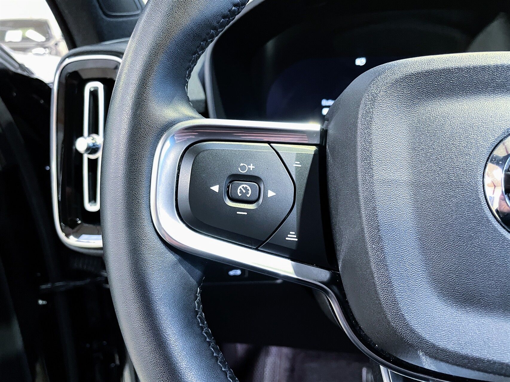 Billede af Volvo XC40 P6 Recharge Plus 231HK 5d Aut.