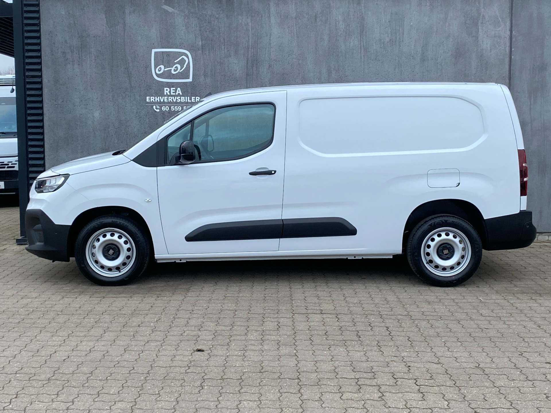 Billede af Fiat Doblò L2H1 1,5 BlueHDI Pro 130HK Van 8g Aut.