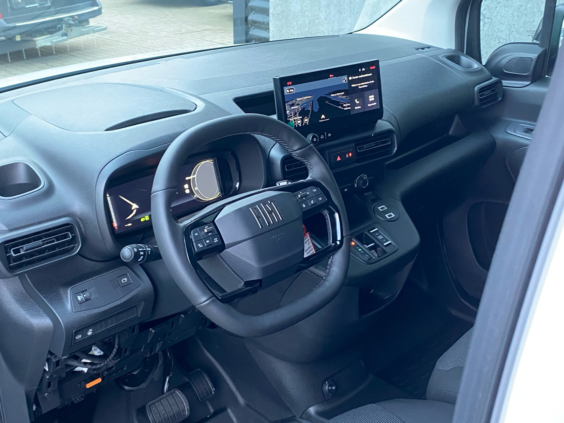 Billede af Fiat Doblò L2H1 1,5 BlueHDI Pro 130HK Van 8g Aut.