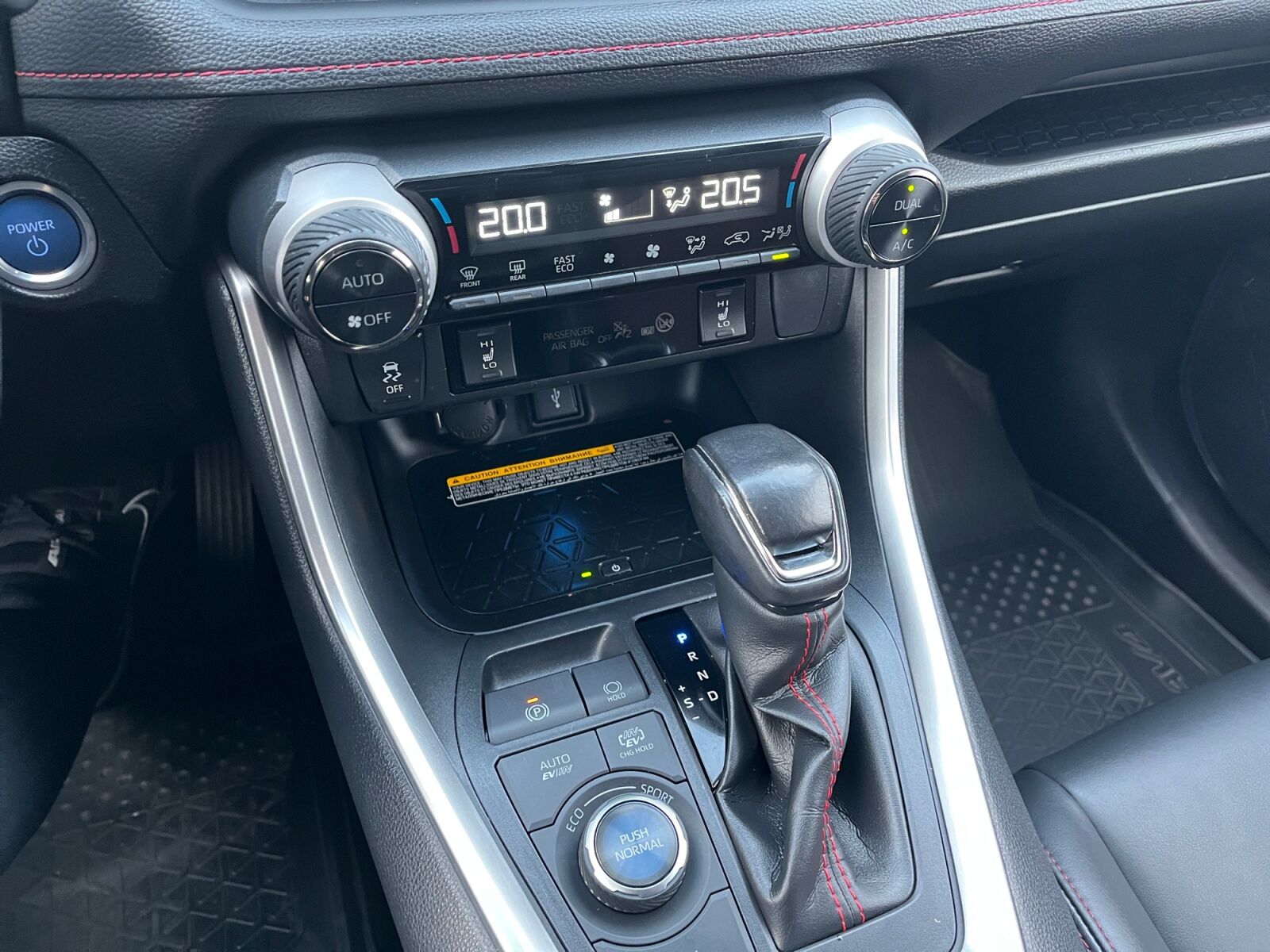 Billede af Toyota RAV4 Plug-in 2,5 Plugin-hybrid H3 Style AWD 306HK 5d 6g Aut.