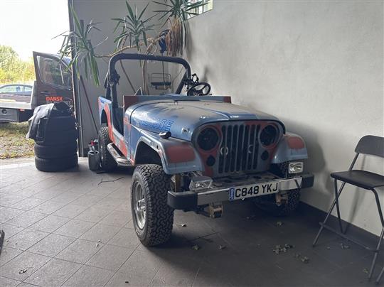 Jeep CJ7 4,2 V6 125HK 3d Aut.