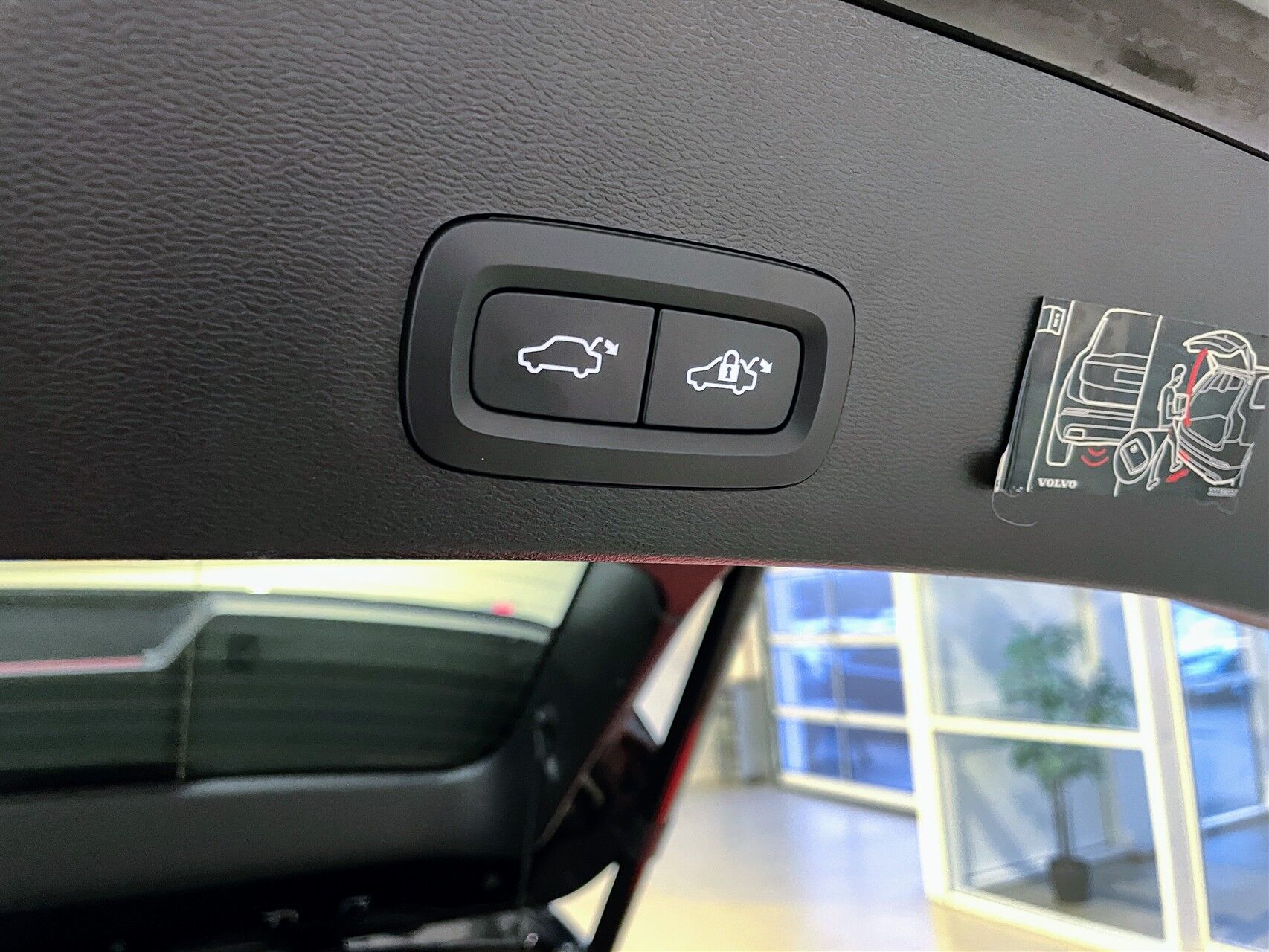 Billede af Volvo XC40 P8 Recharge Twin R-design AWD 408HK 5d Aut.