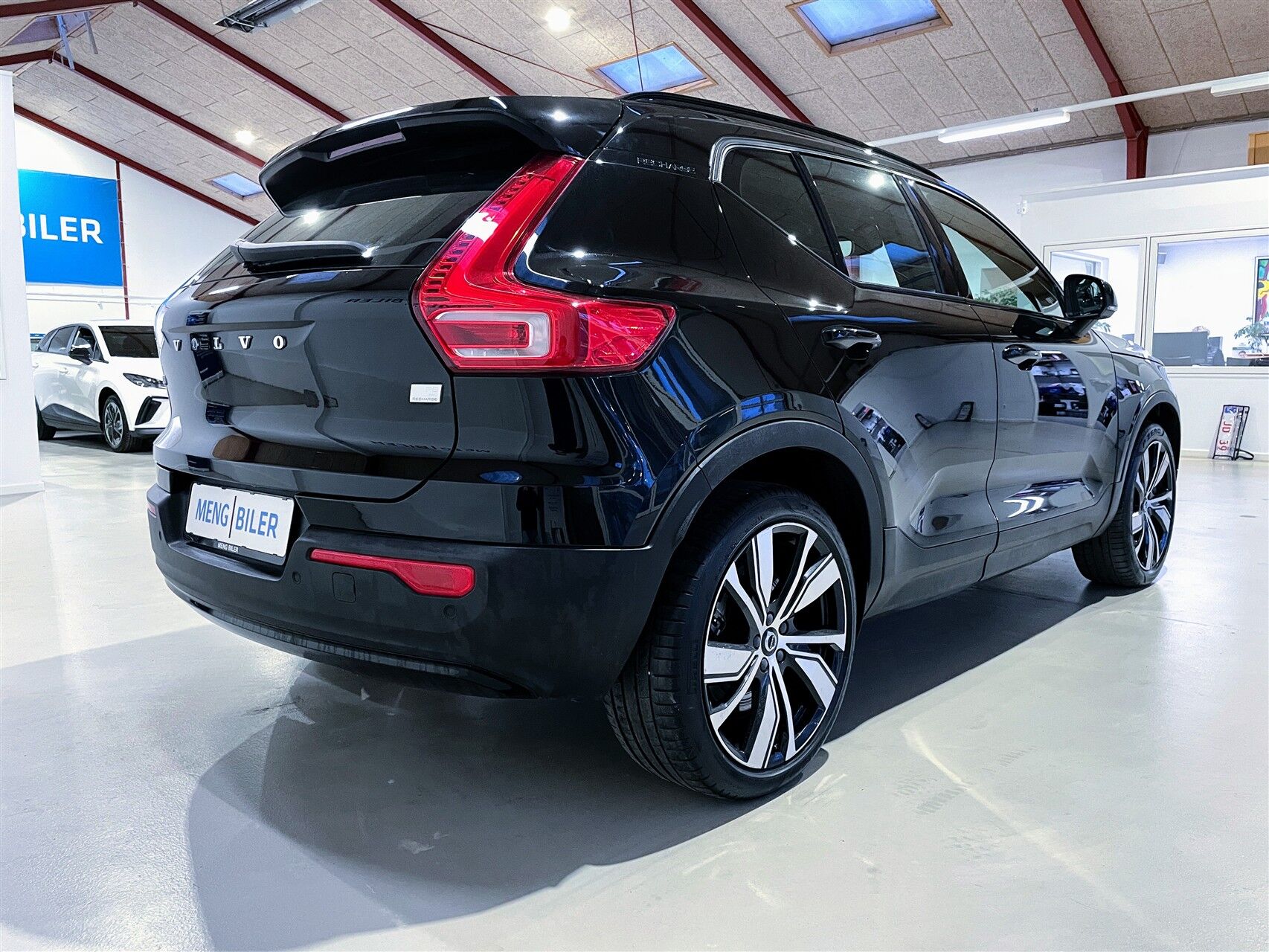 Billede af Volvo XC40 P8 Recharge Twin R-design AWD 408HK 5d Aut.