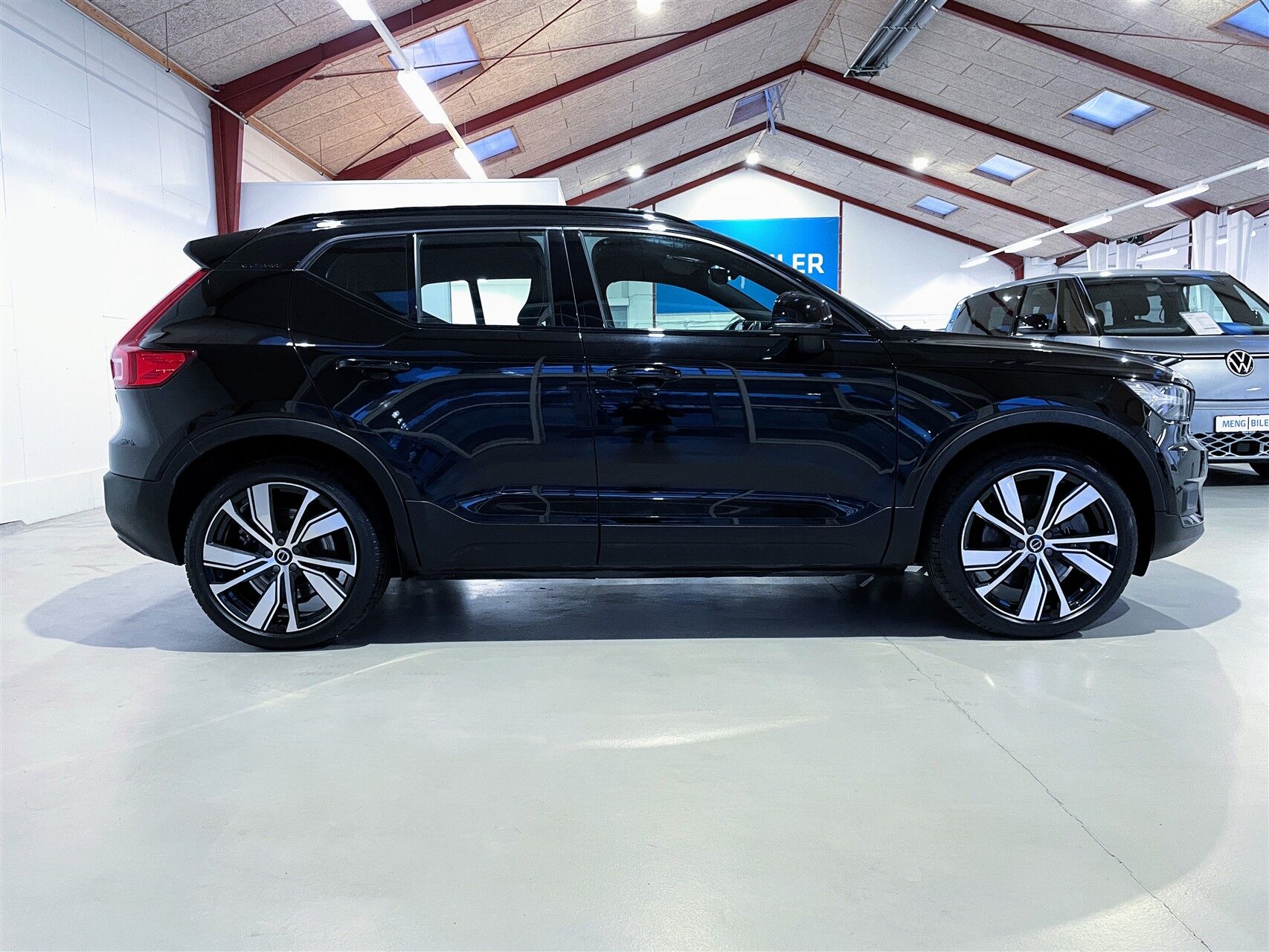 Billede af Volvo XC40 P8 Recharge Twin R-design AWD 408HK 5d Aut.