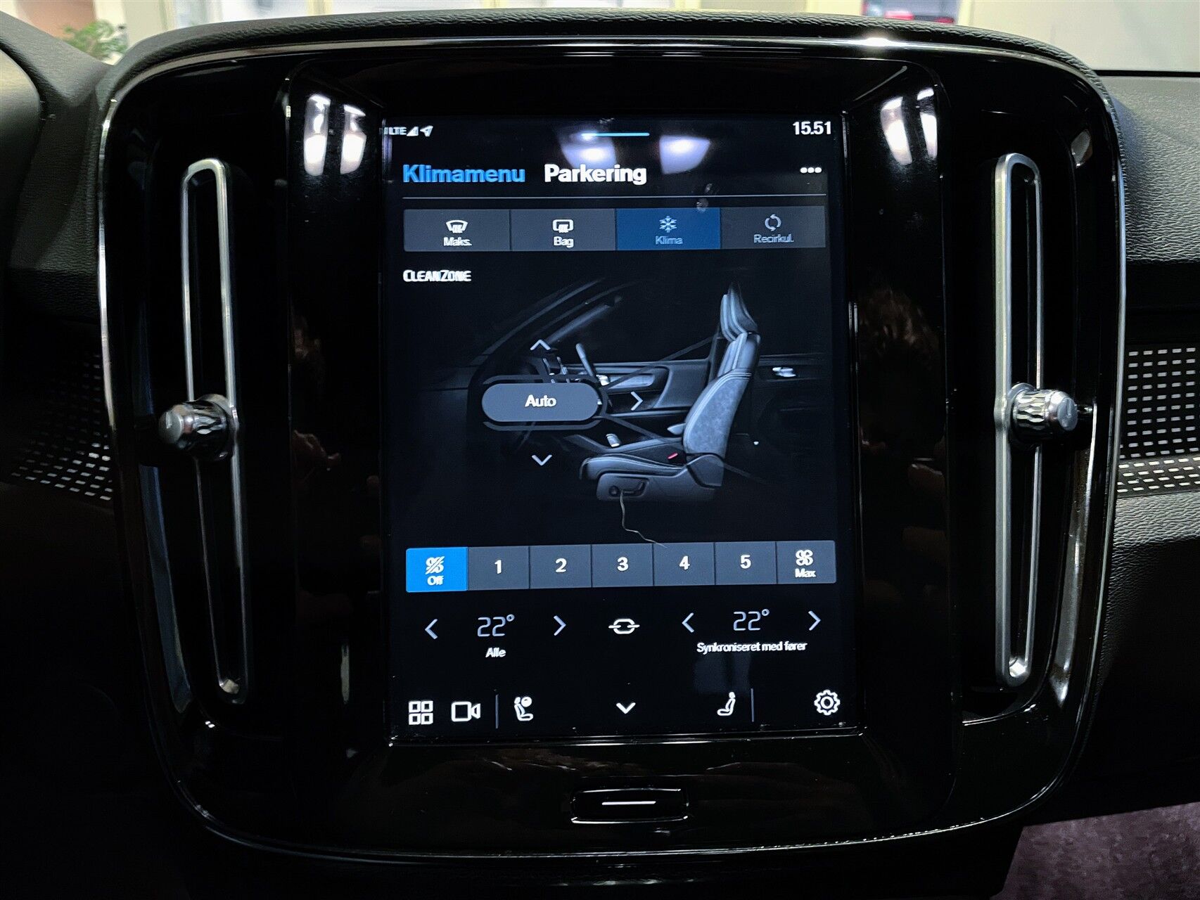 Billede af Volvo XC40 P8 Recharge Twin R-design AWD 408HK 5d Aut.