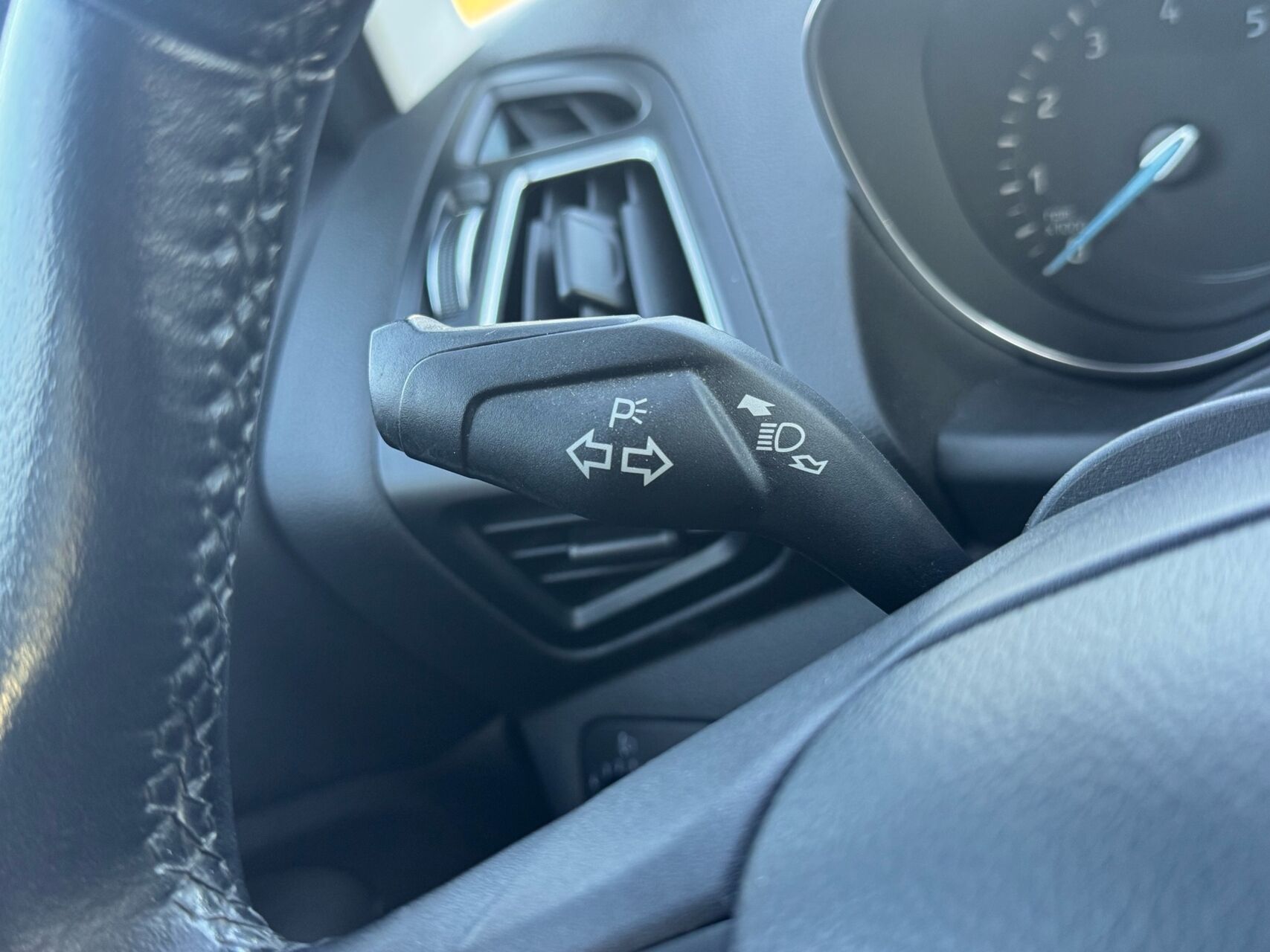 Billede af Ford C-MAX 1,0 EcoBoost Titanium 125HK 6g