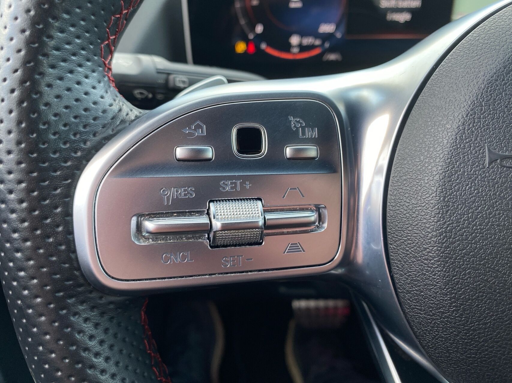 Billede af Mercedes-Benz GLA200 d 2,0 CDI AMG Line 8G-DCT 150HK 5d 8g Aut.