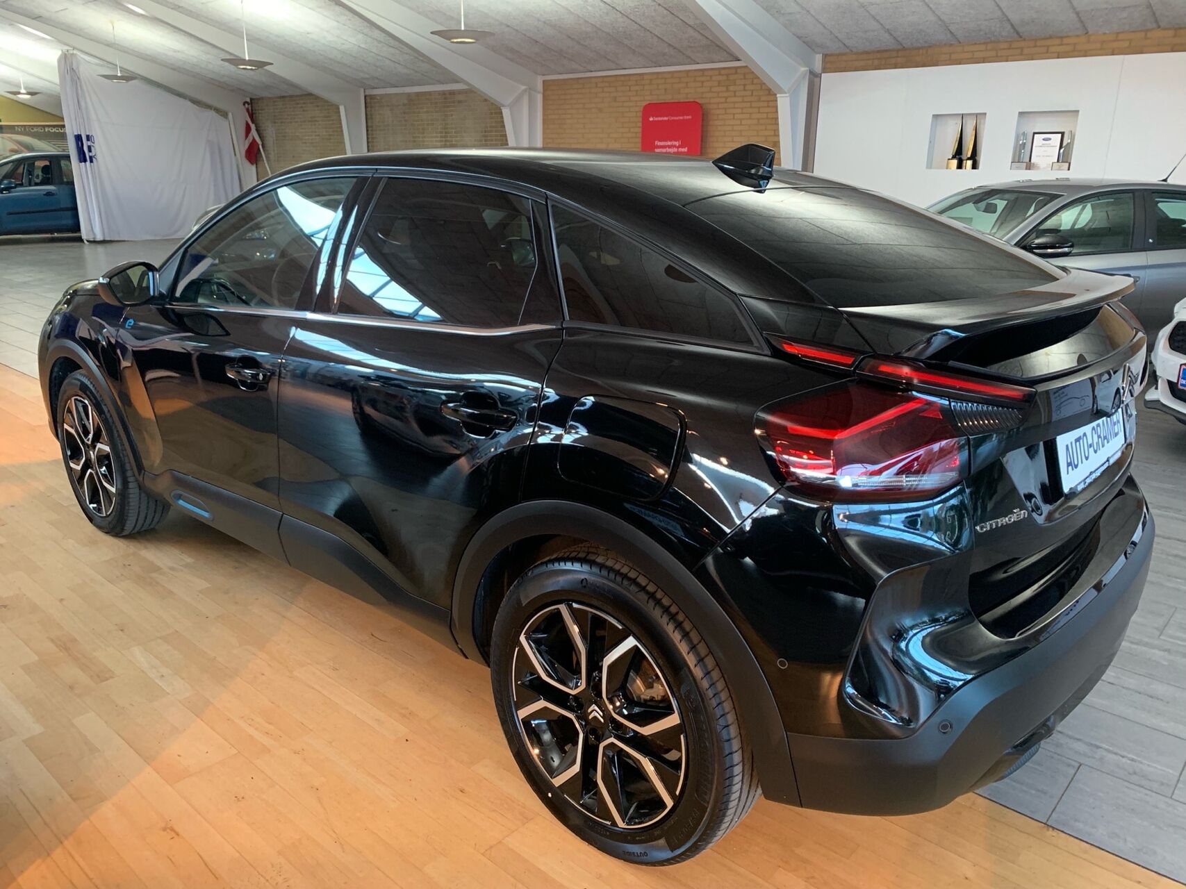 Billede af Citroën e-C4 EL Shine 136HK 5d Aut.