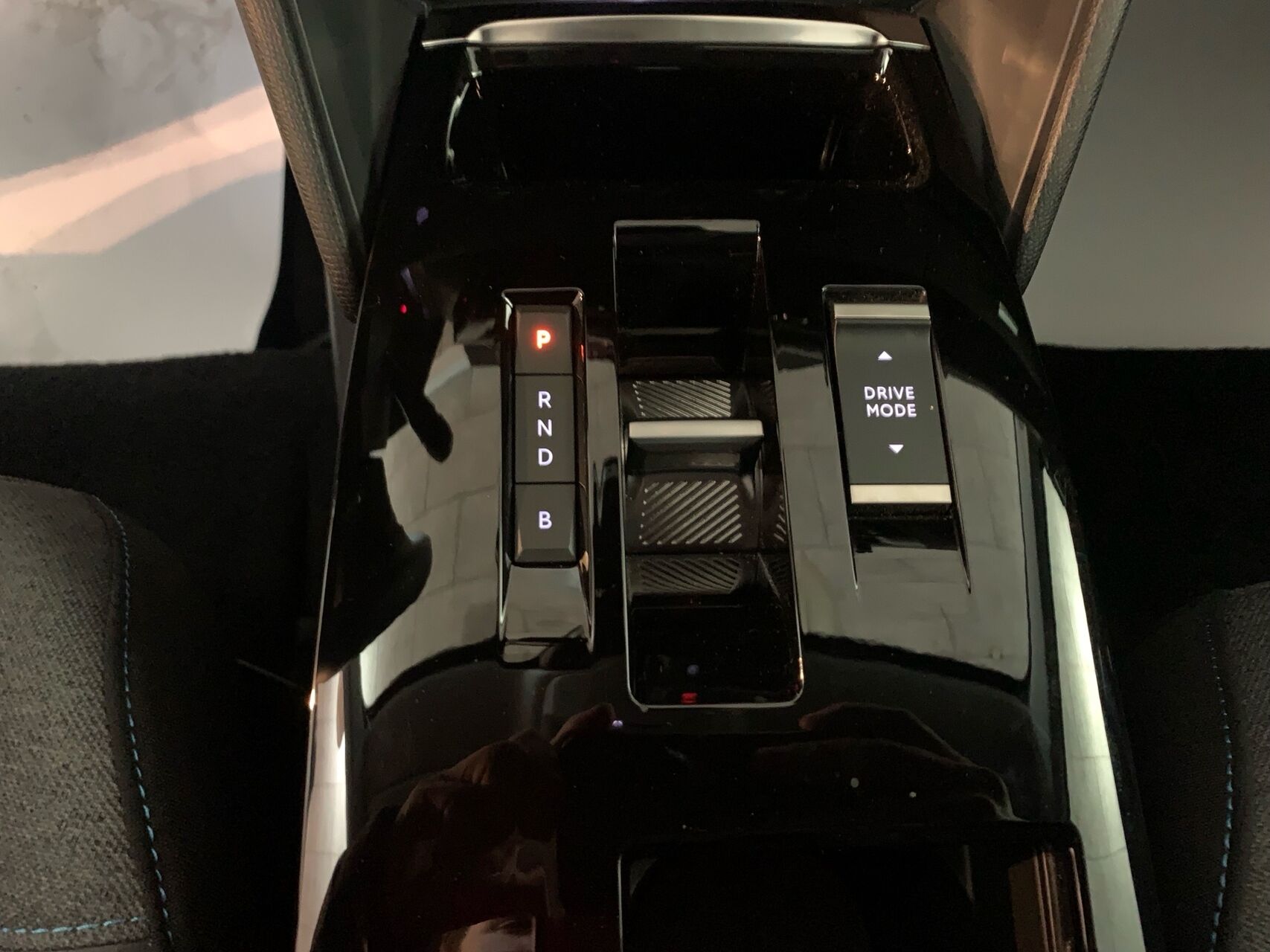 Billede af Citroën e-C4 EL Shine 136HK 5d Aut.