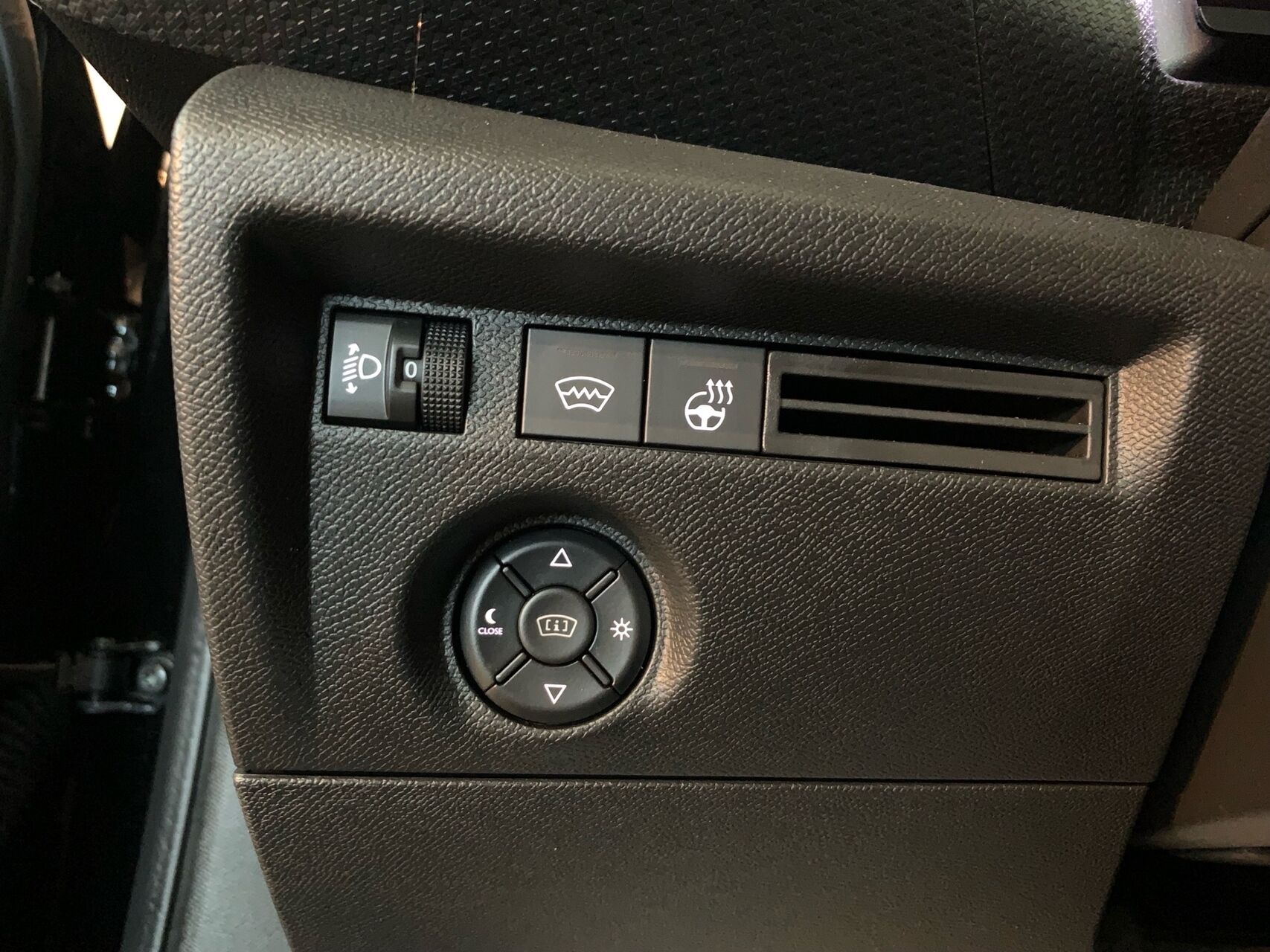 Billede af Citroën e-C4 EL Shine 136HK 5d Aut.