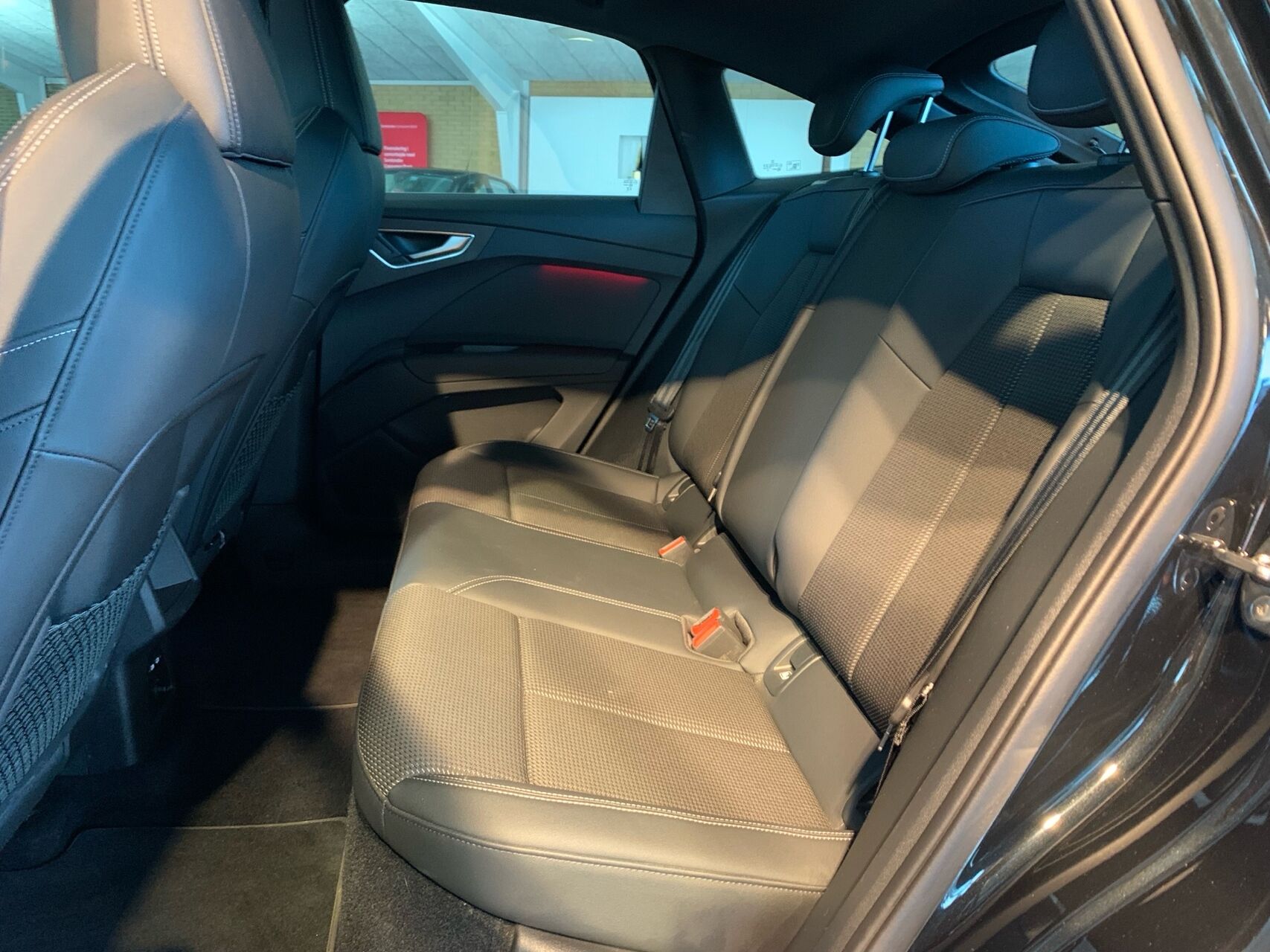 Billede af Audi Q4 Sportback 40 E-tron S Line 204HK 5d Aut.