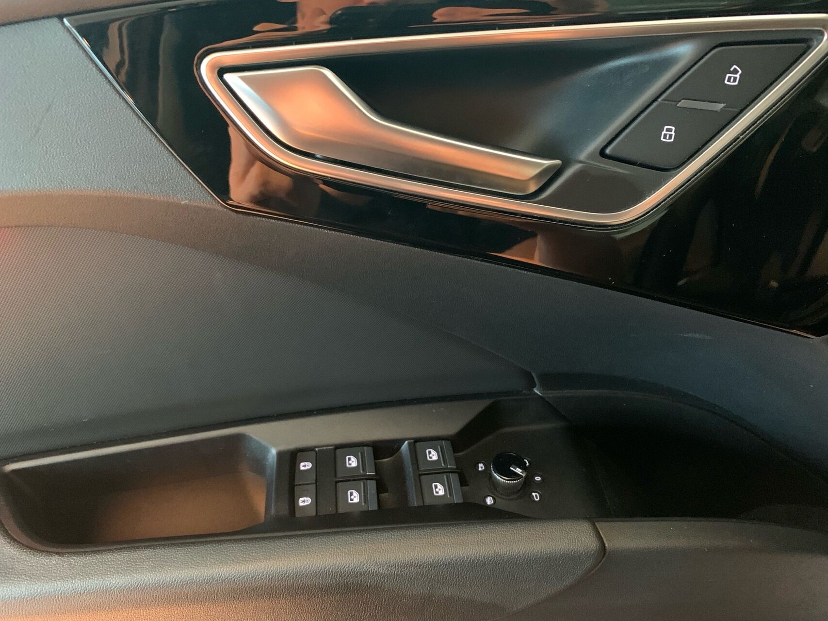 Billede af Audi Q4 Sportback 40 E-tron S Line 204HK 5d Aut.