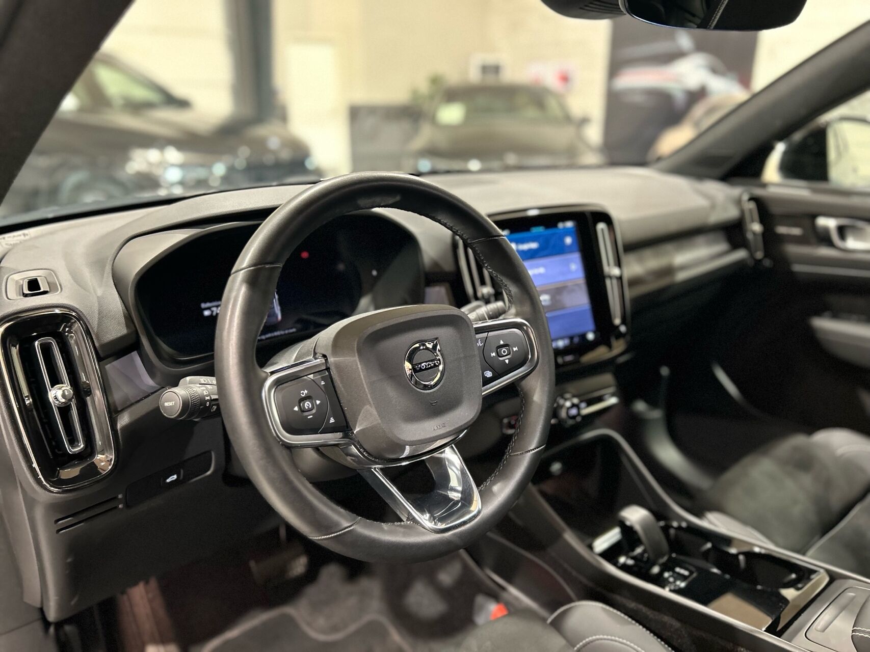 Billede af Volvo C40 P6 Recharge Ultimate 231HK 4d Aut.