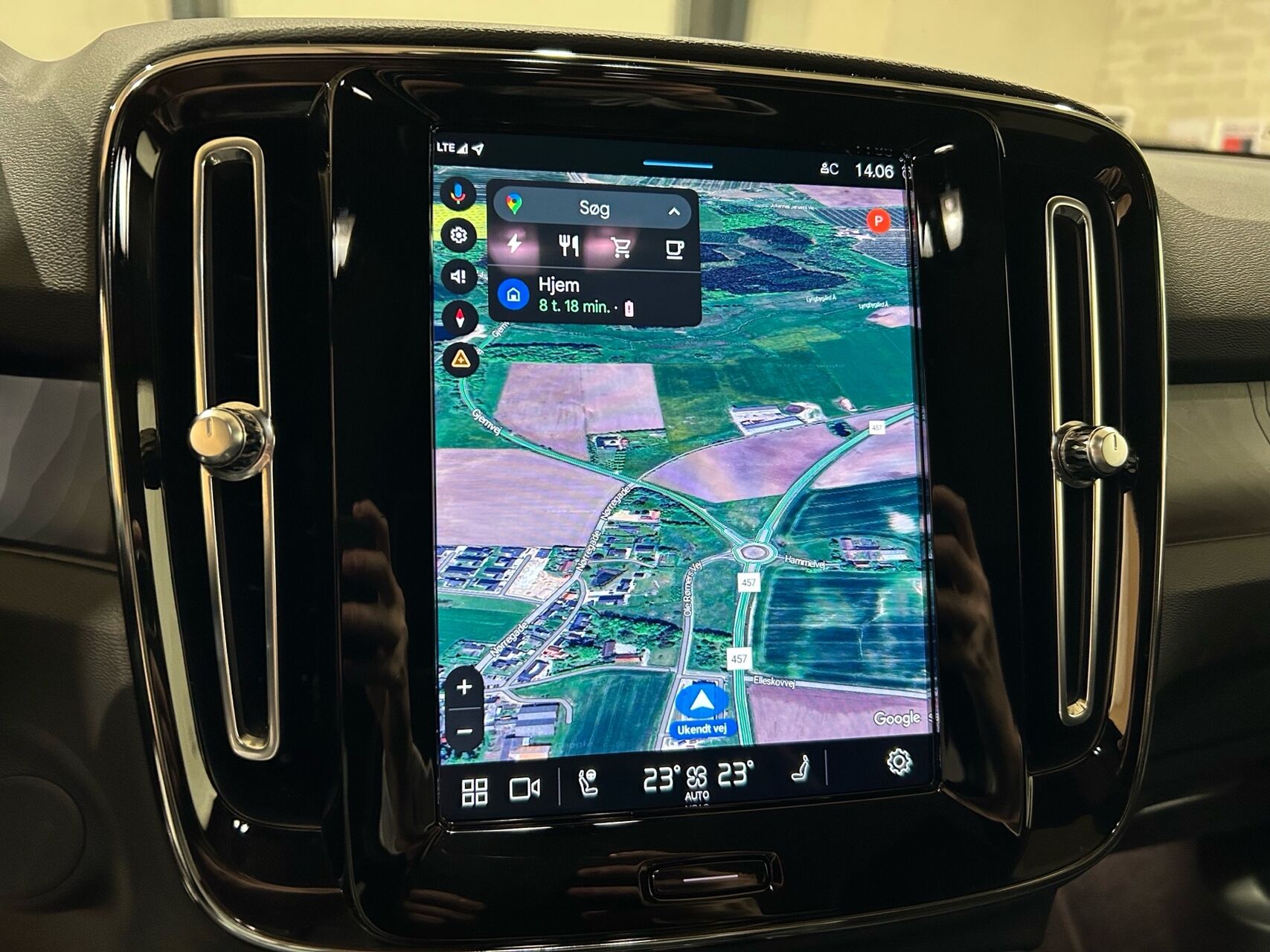 Billede af Volvo C40 P6 Recharge Ultimate 231HK 4d Aut.