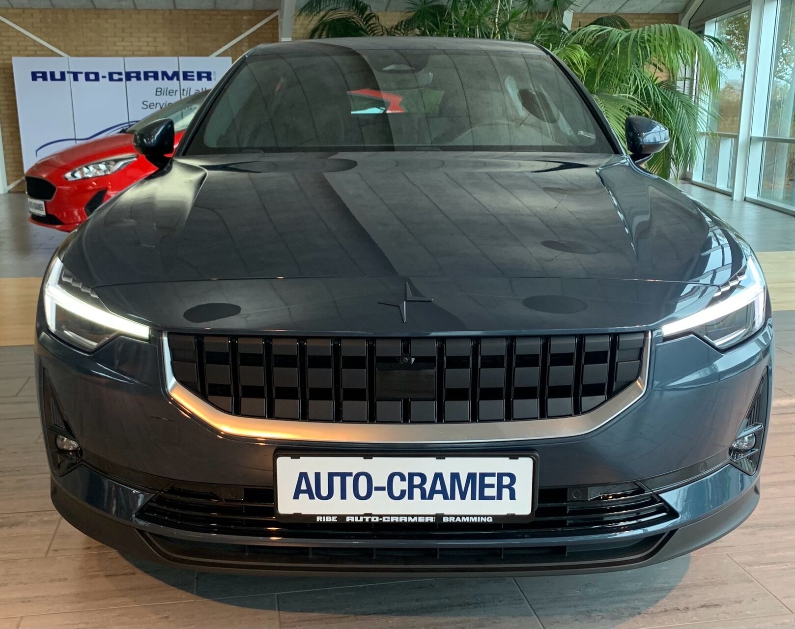 Billede af Polestar 2 EL Long range Single motor 231HK 5d Aut.