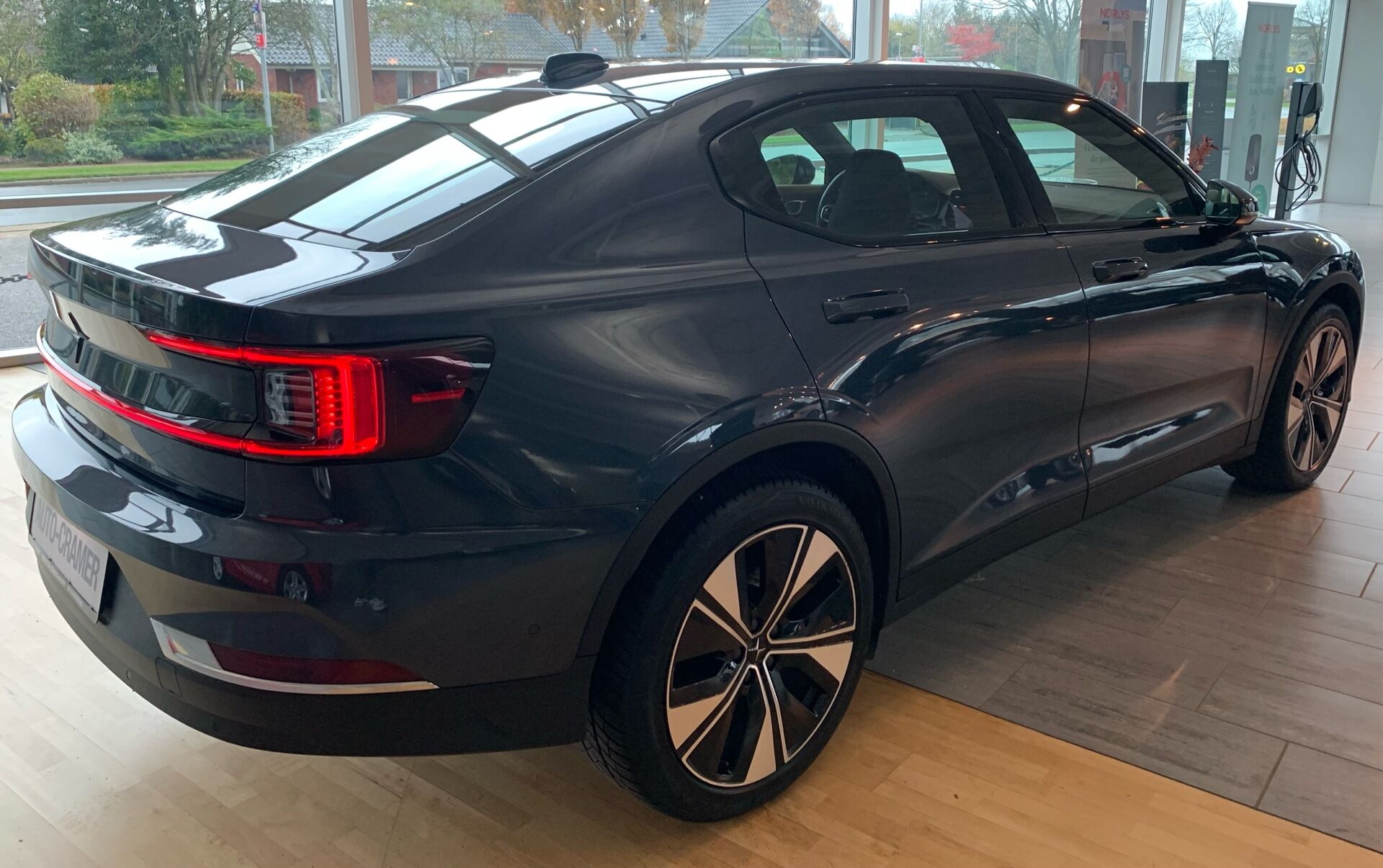 Billede af Polestar 2 EL Long range Single motor 231HK 5d Aut.