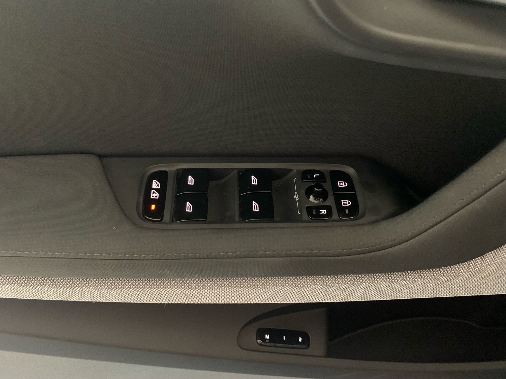 Billede af Polestar 2 EL Long range Single motor 231HK 5d Aut.