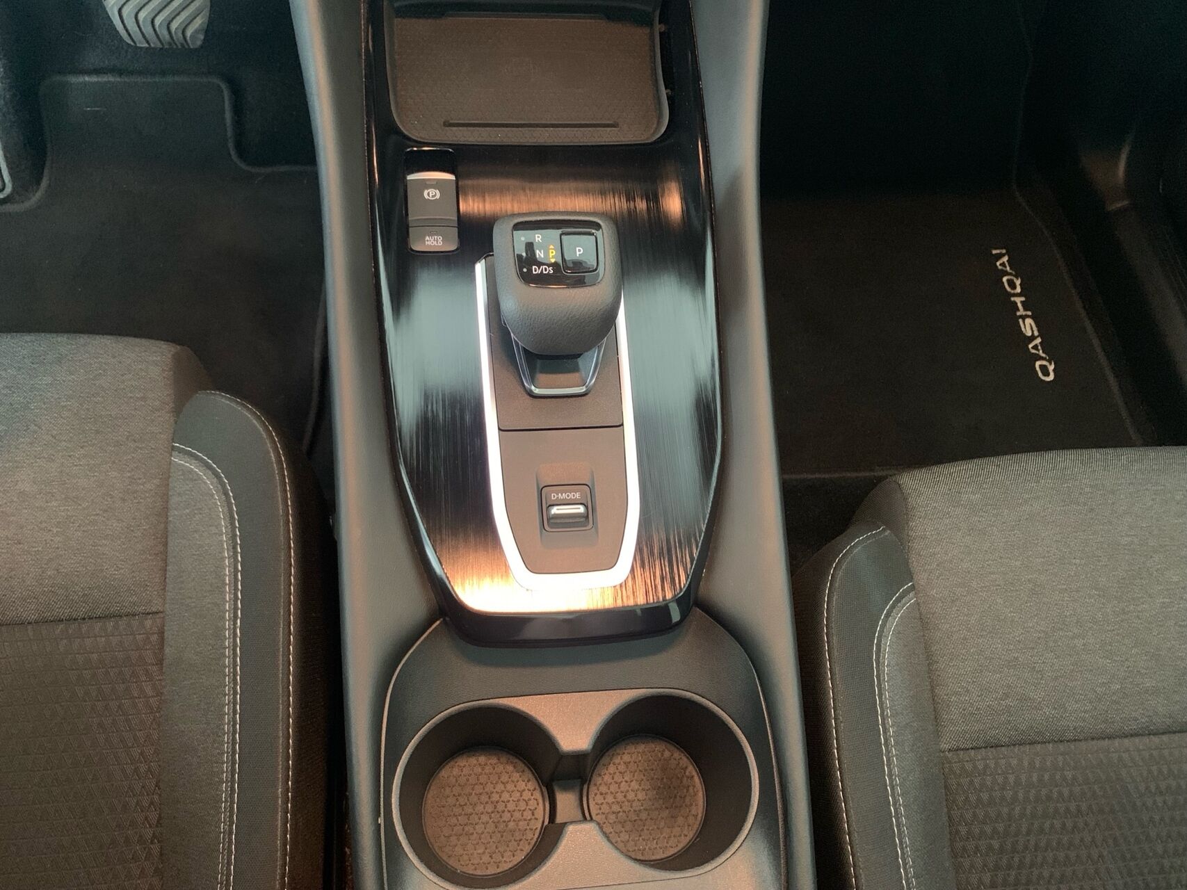 Billede af Nissan Qashqai 1,3 MHEV  Mild hybrid Premium Edition X-Tronic 158HK 5d 7g Aut.